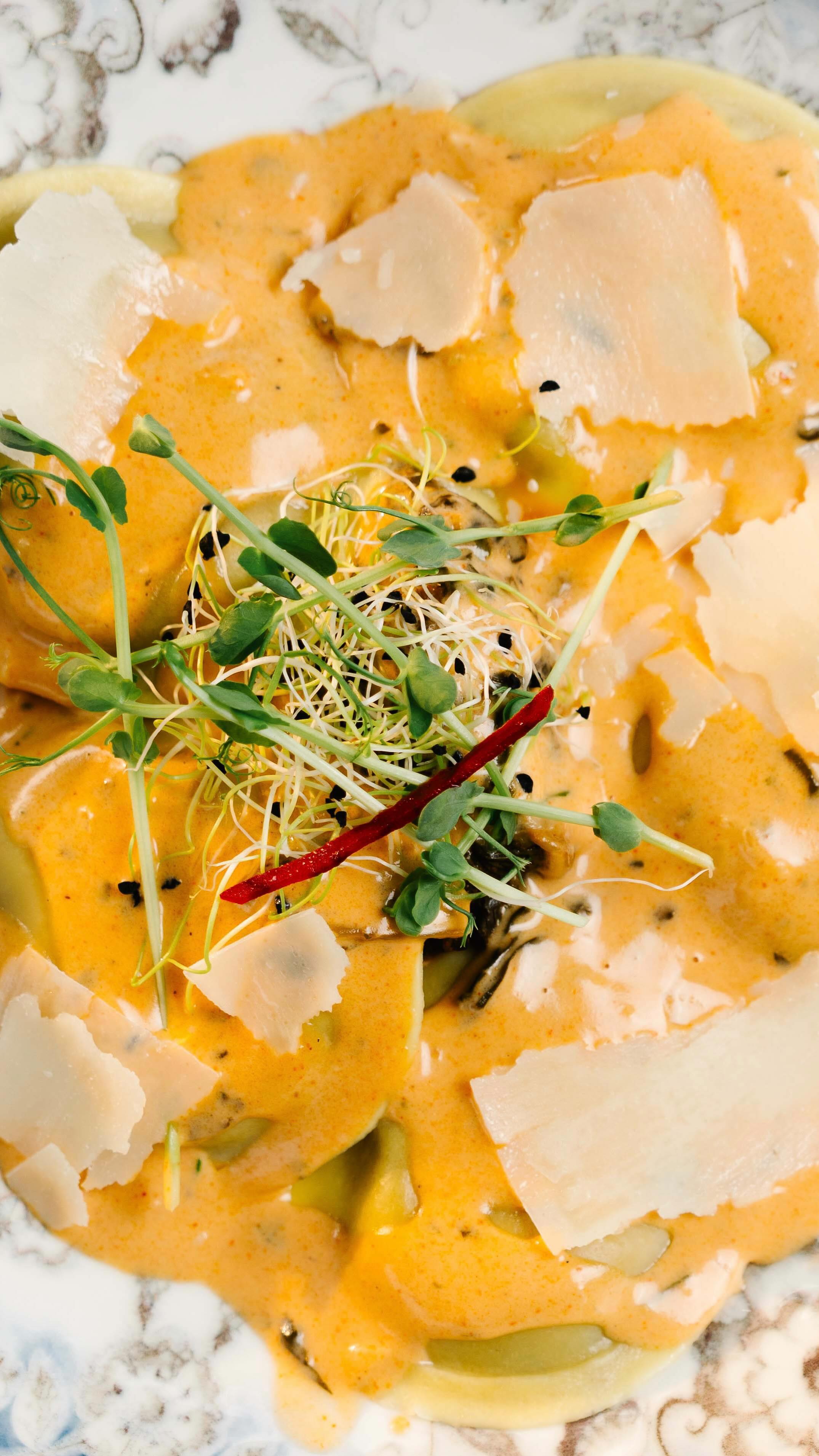 🍋 Plus de soleil, plus de Nonna! On passe en 7/7, pour ne rien manquer des beaux jours.
📍 Porticcio, réservations via le lien en bio.