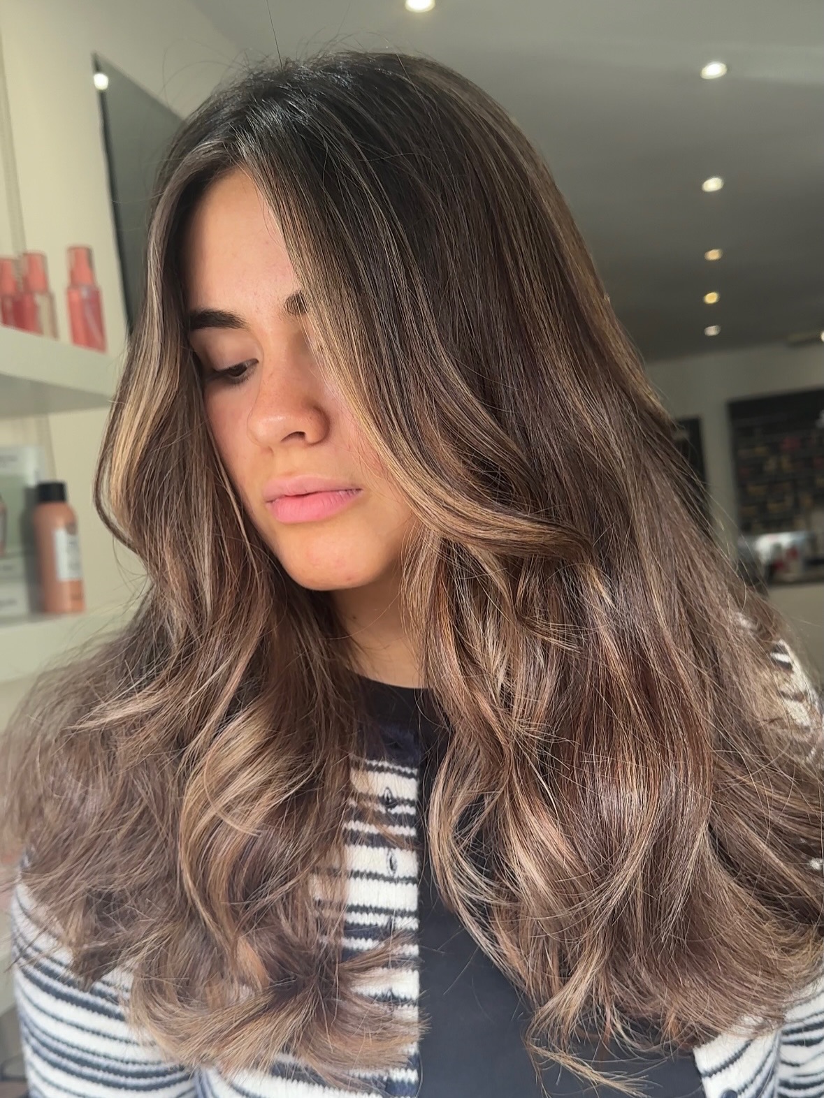 Creating a softer, more wearable bronde — designed to blend seamlessly with her natural base 🤎
We worked through previous warmth to refine the tone, keeping the depth through the root while softly brightening the mids and ends for a more dimensional finish ✨
The goal wasn’t to go overly light but to create something balanced, effortless and easy to maintain - colour that grows out beautifully and still looks expensive months later
So happy with how this turned out 🤍
Tap the link in bio to book your colour appointment 🔗
#moskohair #edinburghhair #edinburghsalon #edinburghcolourist #balayageedinburgh