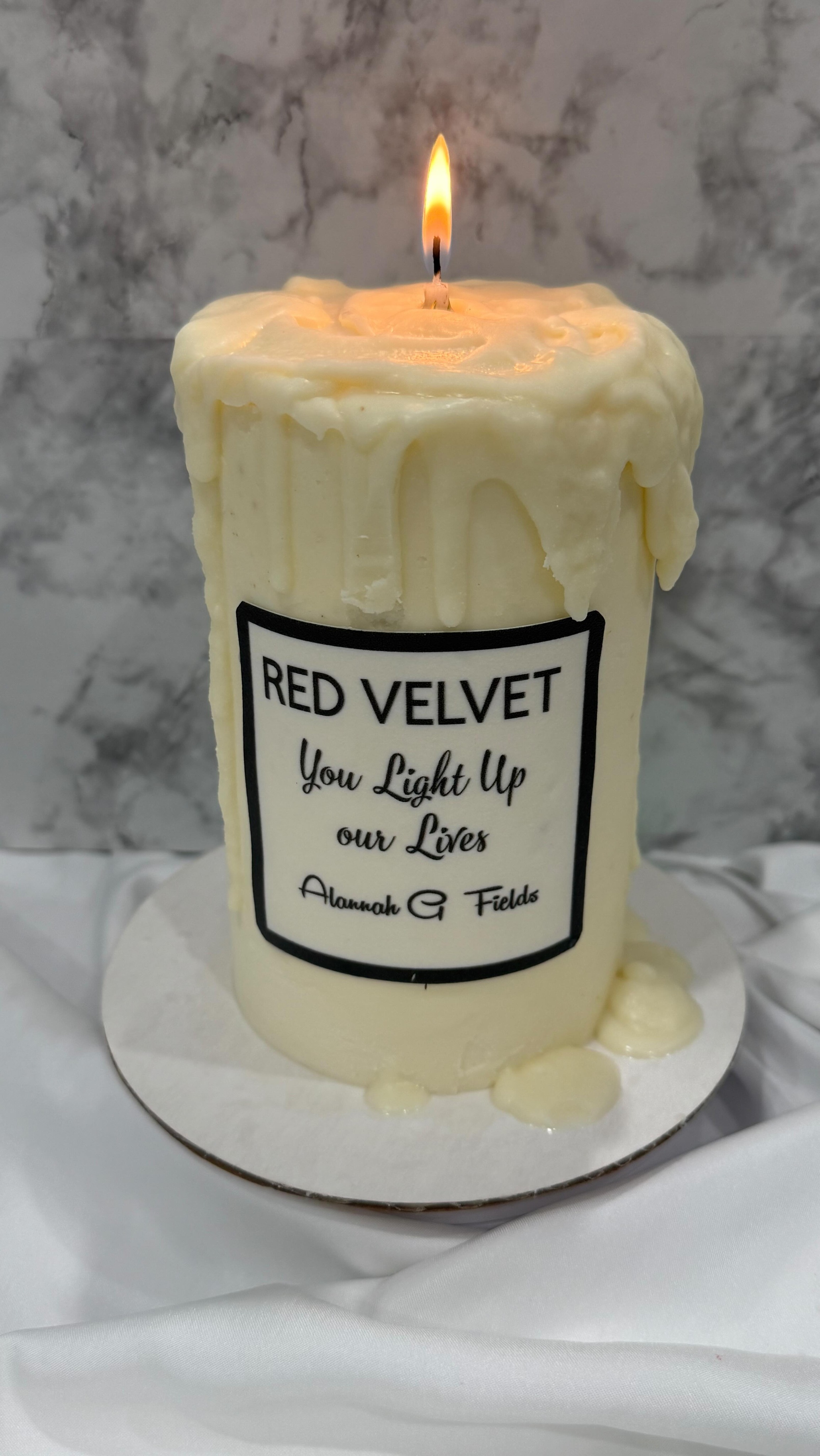 Looks like a candle… cuts like a cake 🕯️🎂
This Red Velvet Candle Cake is serving soft, smooth, and seriously unforgettable. The drip, the glow, the message,it’s more than dessert, it’s a moment.
“You light up our lives” never tasted this good ❤️
Perfect for birthdays, celebrations, or just because you deserve something different.
#custom #candles #cake #yummy #redvelvet