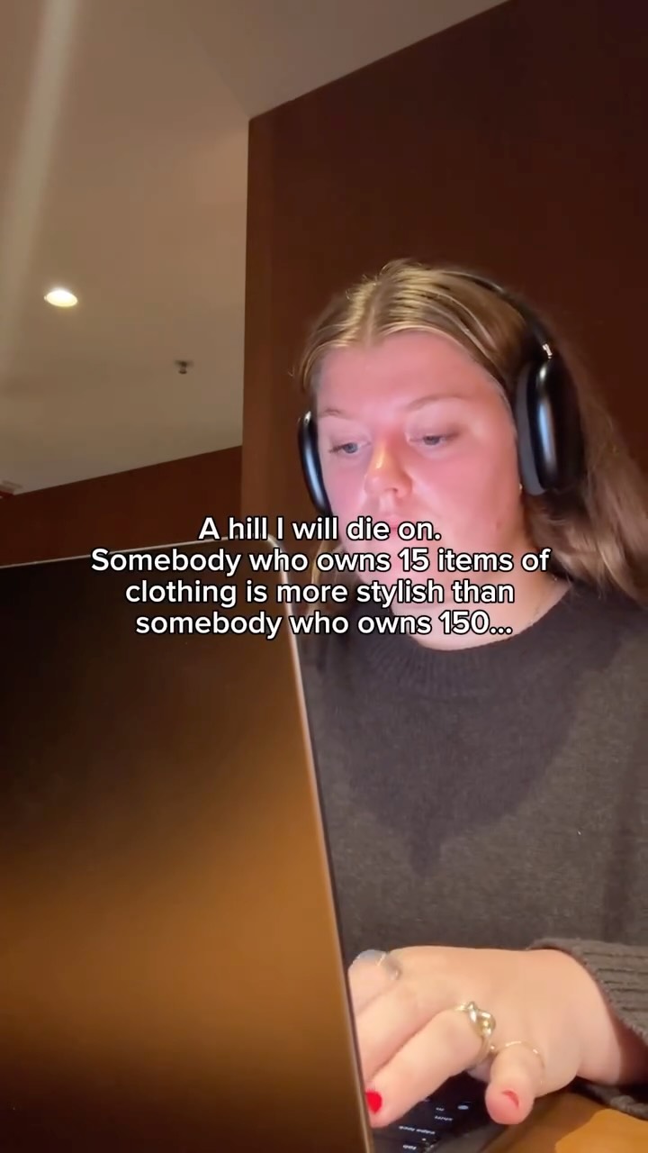 The psychology of microtrends … out now, wherever you get your podcasts!
What we explore:
🪼The 5 stages of a trend, and how microtrends are different
🪼 How world events influence microtrends
🪼 Why social contagion, social conformity, and individual expression influence our behaviour
🪼 Why social media and fast fashion have led to an explosion in microtrends
🪼 The role of ‘dopamine culture’ on our brains
🪼 Microtrend fatigue, and how ‘vibes’ might be replacing them
🪼 When to buy, and when to wait
Happy listening!!