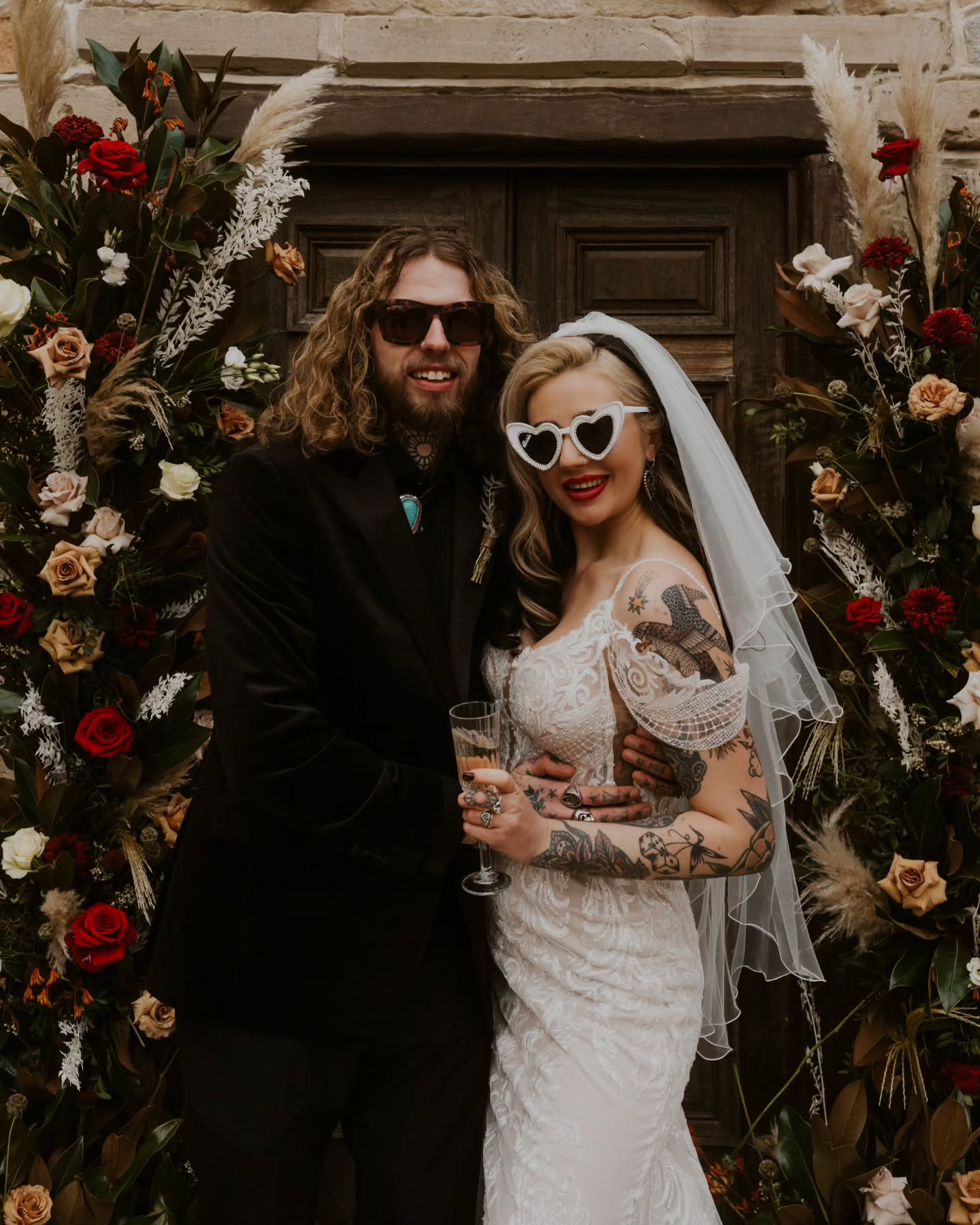 That final photo remains one of my faves of all time! What an icon.
Happy 3 year anniversary to Chelsea and Ryan, whose ceremony included tequila shots, drumming and motorbike references, creation of a blended surname, and a surprise appearance from a brass band!
📸 @firewoodfilm
🏩 @thewillowmarshfarm
💁🏽♀️ @plaits_and_pin_curls
💐 @theflowerplant
🎂 @lucyclairebakes
🎺 @loudnoisesbrass
🤍 @chelseafirebrand @ryangw13