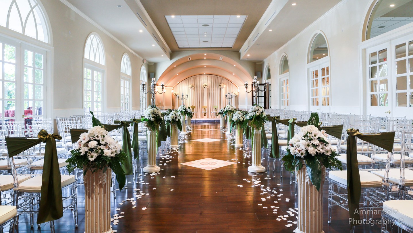 We restored this West Houston gem with one goal: unforgettable, unhurried celebrations. That’s why we book just one event per day, so our full team, venue, and attention are yours from setup through last dance. We offer flexible booking options and payment plans to fit different budgets and timelines, with clear timelines and dedicated planning support.
Why it matters: privacy for your guests, fewer logistics hiccups, and higher-quality service, like when a couple’s intimate ceremony stayed uninterrupted because we never double-booked the gardens, or when a corporate offsite ran seamlessly because the team had exclusive access for AV setup. Those real outcomes are why we keep our calendar intentional.
We’re here to help you plan with confidence. Ready to explore availability and plans? Link in bio to learn more and book a tour at our West Houston location. Tell us: what’s the most important thing you want from your venue? 💫🌿📆 #HoustonWeddings #WestHoustonEvents #VenueWithAView #BoutiqueVenue
