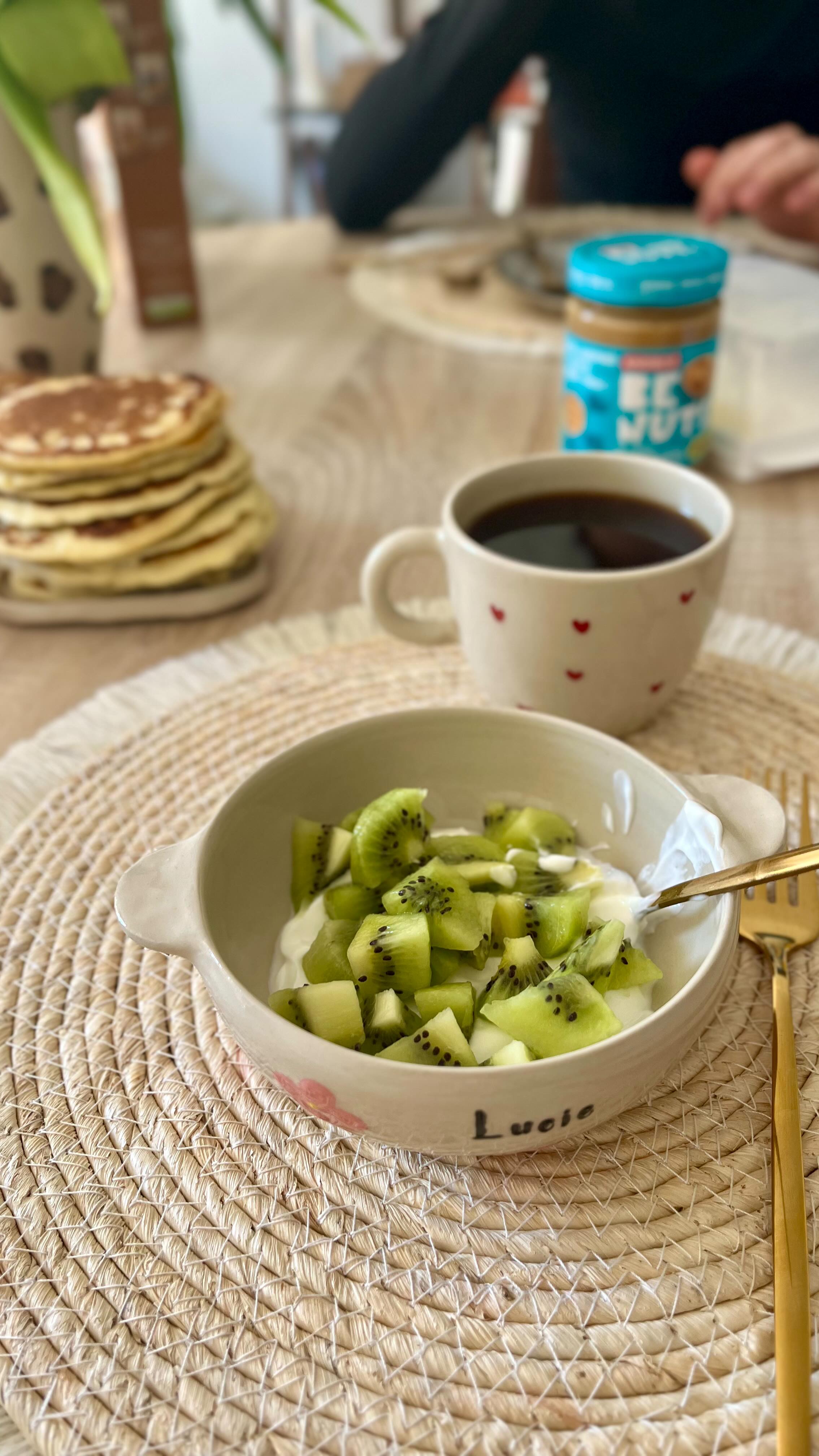 Et surtouuuut 👀
Ils seront disponibles à la personnalisation ce dimanche 12 avril à 20h. Les stocks seront limités alors ne tarde pas trop avant de shopper ta création 🥹
Tu pourras tout personnaliser, ton prénom/ phrase, ton motif et ta couleur préférée 🍓 🌸 🐆 ❤️
Alors, tu aimes l’idée ? ✨
Artisanat - écologie - fait main - mariage - maman2026 - annonce - bébé - céramique - instant présent - famille