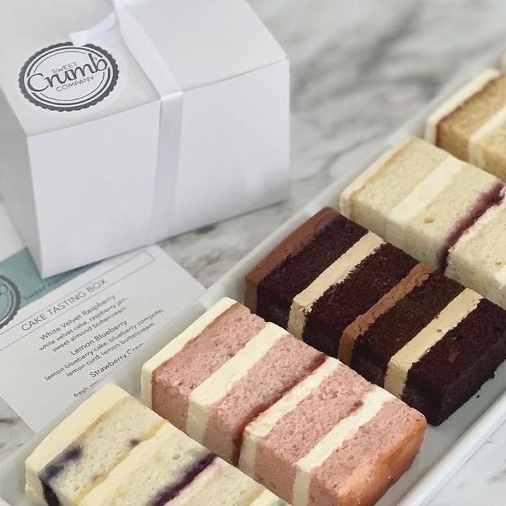 **SOLD OUT! Thank You!**Available tomorrow, January 15th! Cake Tasting Boxes and Cake Crumb Boxes. Limited amounts available.
Cake Tasting Boxes
Only 5 available. Includes one slice of each of the following:
Vanilla White Velvet
Pink Champagne Strawberry
Lemon Blueberry
Biscoff Cookie Butter
Chocolate Toffee Crunch
Italian Cream
Cake Crumb Boxes
Take out boxes stuffed with layers of cake tops and trim, fillings, and buttercream.
Quart Size
1 Lemon Blueberry
2 Biscoff Cookie Butter
2 Chocolate Toffee Crunch
1 Italian Cream
Pint Size
1 Biscoff Cookie Butter
DM for payment and pickup info!