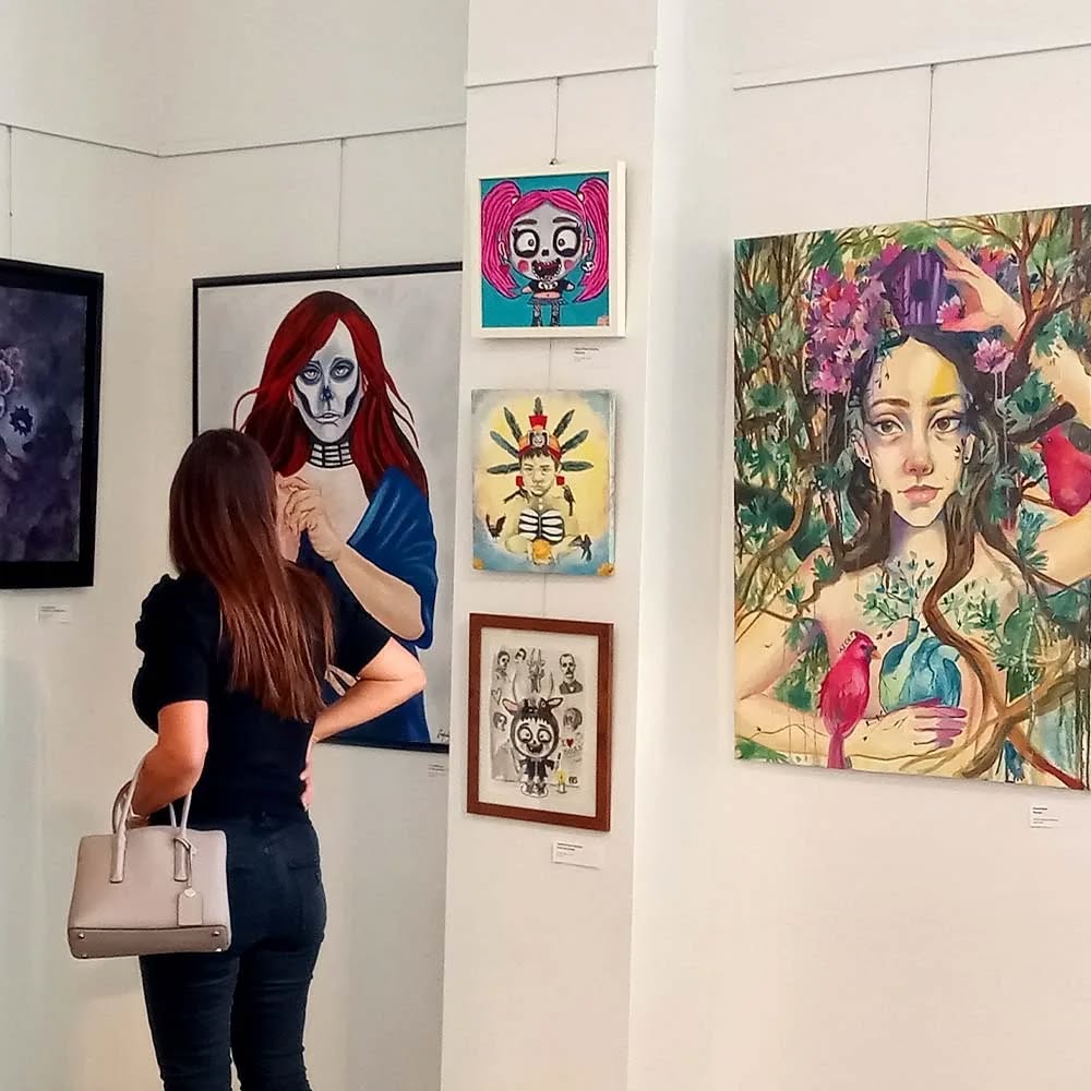 “After all, death is a sign that there was life.” – Mario Benedetti.
Witness the life of our three-night art show “Esqueletos & Escaleras.” An exhibition and celebration of the beautiful long-lived tradition that is Día de los Muertos (Day of the Dead). Paintings, photographs, drawings, and illustrated clothing by the artist collective Descatrinados, from Juarez, Chih, MX.
Click on the link in our bio to read our latest blog post.
#esqueletosyescaleras #elpasoartists #juarezartists #descatrinados #paradigmshift #painting #art #elpasotx #artspace #artspacegallery #artspaceelpasolofts #dayofthedead #diademuertos #artgallery #elpasotx915 #elpaso #elpasostrong #elpasotexas #elpasoartist #elpasoart #elpasoproud #elpasoevents #elpasolife #downtownelpaso #juarez #ciudadjuarez #cdjuarez #cdjuarezchih #artelpaso