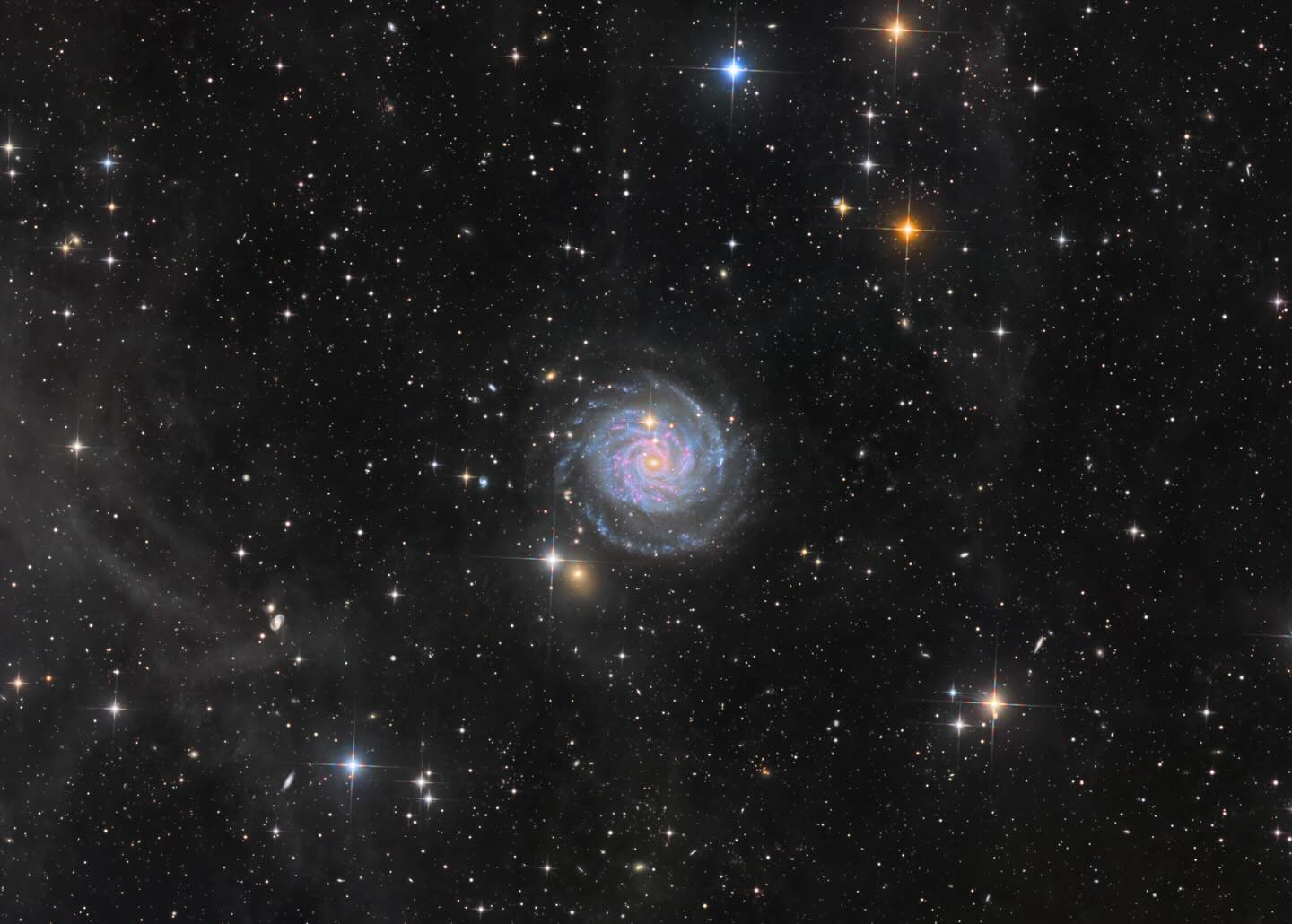 NGC3344-IFN
Crossing 25 million light-years, using two clear sky alfa bulls to freeze the gentle spiral arms of Leo Minor NGC 3344- IFN. Every inch of the caliber is bringing us closer to the universe.
🔭 : Clearsky Alpha 12 inches➕Clearsky Alpha 10 inch
📷: In case & little card