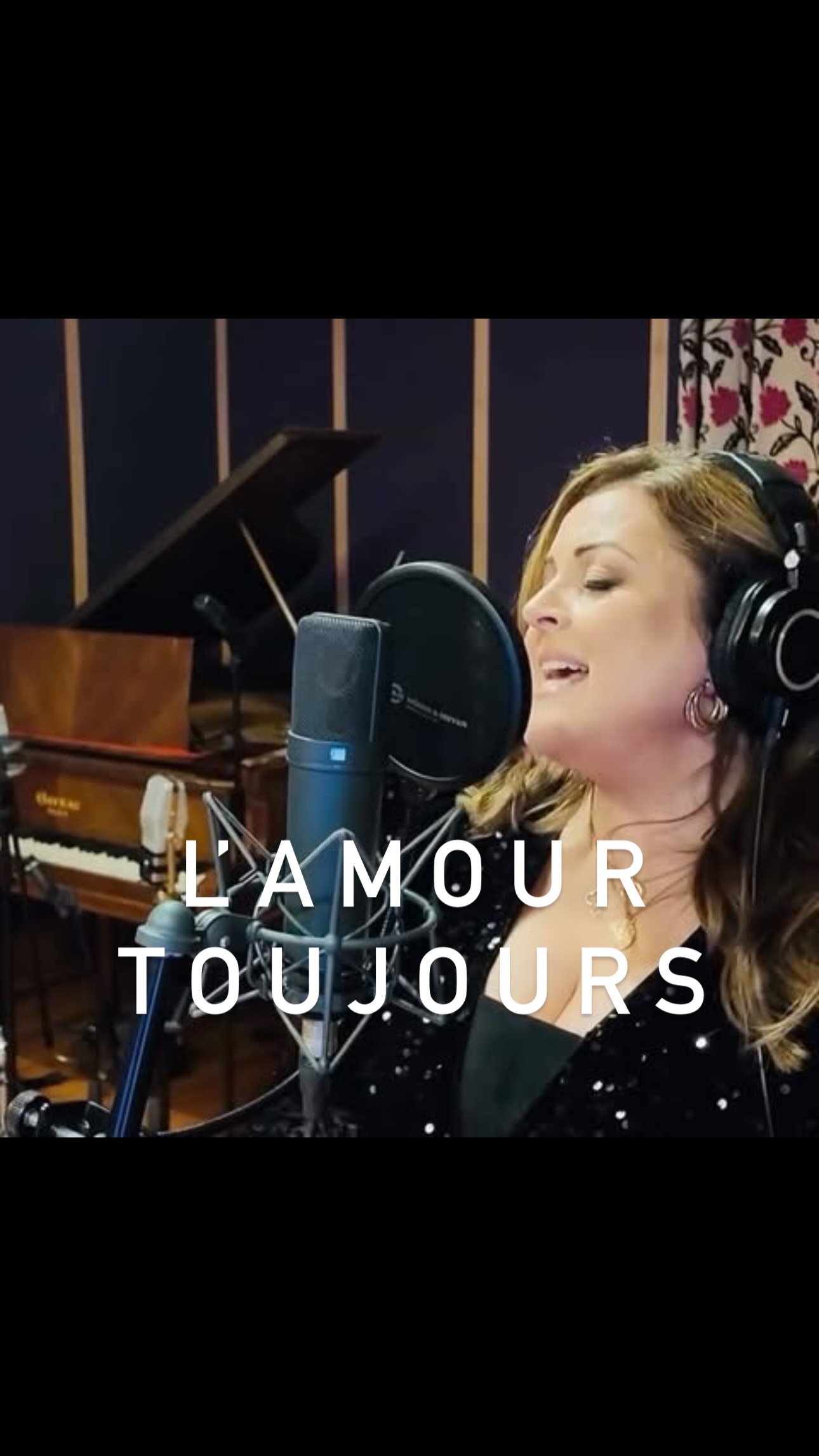 The full version of L’Amour Toujours! Audio available on Spotify, Apple Music etc
@podgekeysandsax
@avocastringquartet
@jealoustown_recording_studios @stusjealoustown
#wedspo
#lamourtoujours #irishweddingsinger #weddingsong #firstdance