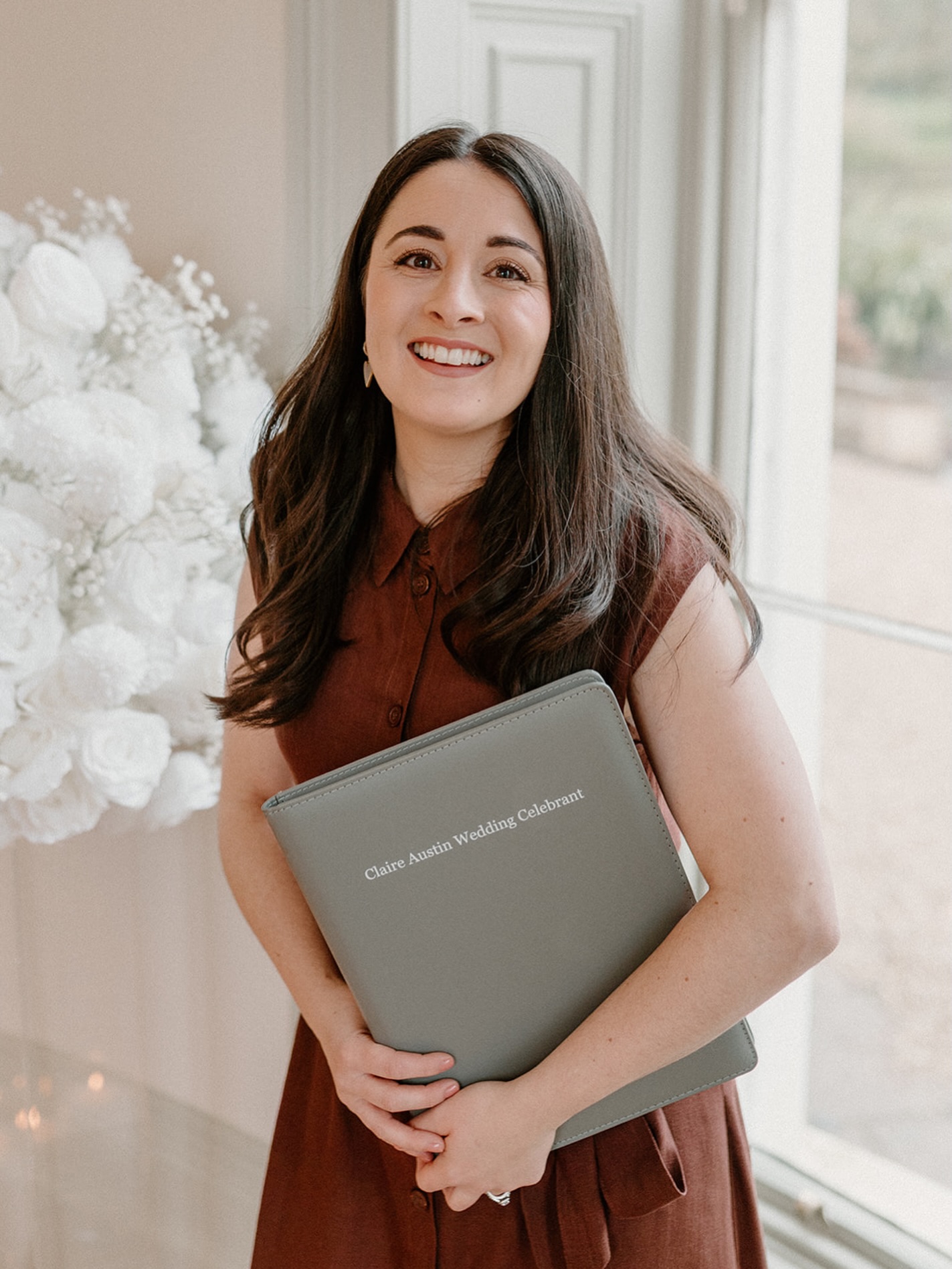 My wedding season starts a week today and I'm so excited!!! 😍 I'm also super happy because I've been booked for wedding ceremonies at two of my dream venues over the past couple of weeks @anran_in_devon and @rockbeare_manor_ I hope there will be many more 🙌
This is a VERY busy time of year for celebrants. You'll find us typing away at our desks writing your ceremonies scripts with countless video calls, coffee meet ups and ceremony rehearsals with couples to plan their dream wedding ceremonies ☕️💭
This weekend I've got a breakfast date with a couple to talk about their September ceremony and a coffee with a couple to see if I'm the right celebrant for them ☺️
I'm loving it 🥰
Photo @ivyhousephotography
Venue @henlade_house
Flowers @all_floral
#weddingcelebrant #weddingcelebrantdevon