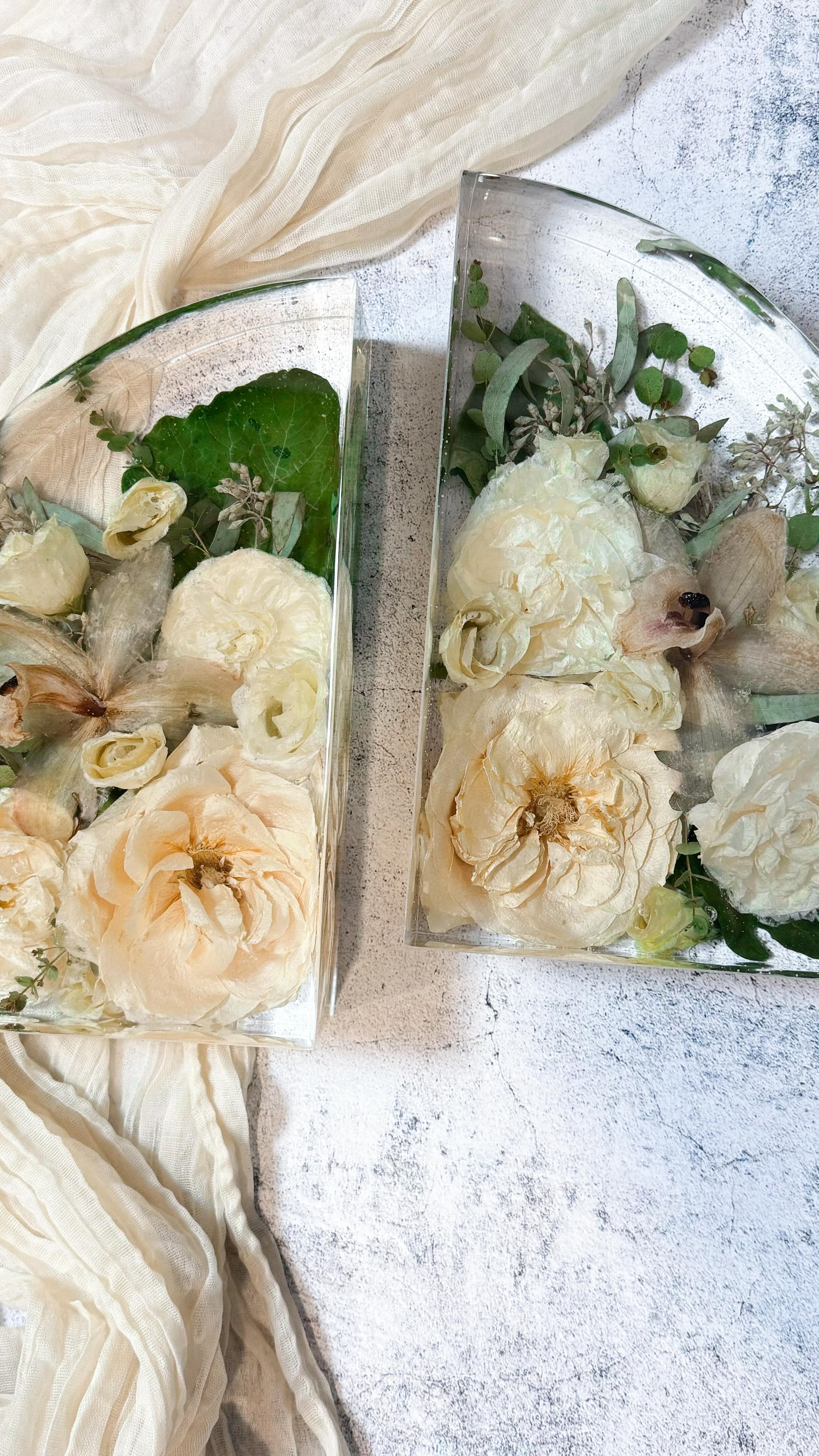 You won’t regret it ✨🌸🩷
#floralpreservation #flowerpreservation #weddingflowers #bridalbouquet #resinfloralpreservation