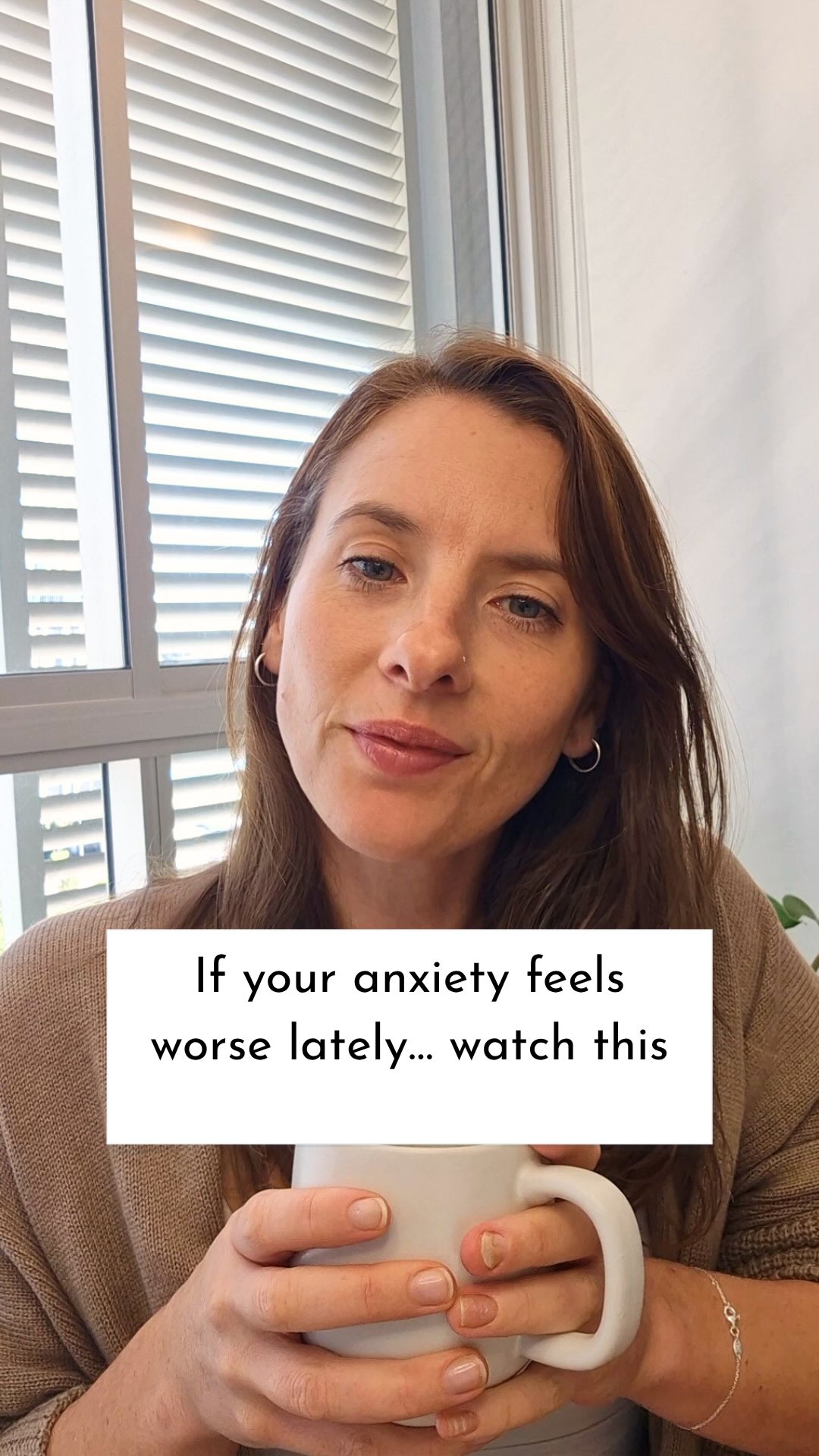 If your anxiety has felt stronger lately, you’re not imagining it.
Seasonal changes affect:
• serotonin
• melatonin
• circadian rhythm
• nervous system regulation
From an Ayurvedic perspective, autumn increases Vata, which governs the mind and nervous system.
The antidote isn’t doing more.
It’s creating rhythm.
Small daily patterns signal safety to the body.
And when the body feels safe, the mind begins to settle.
With love,
Jade x
#ayurvediclifestyle #nervoussystem #anxietyrelief #gutbrainaxis #mentahealthmatters