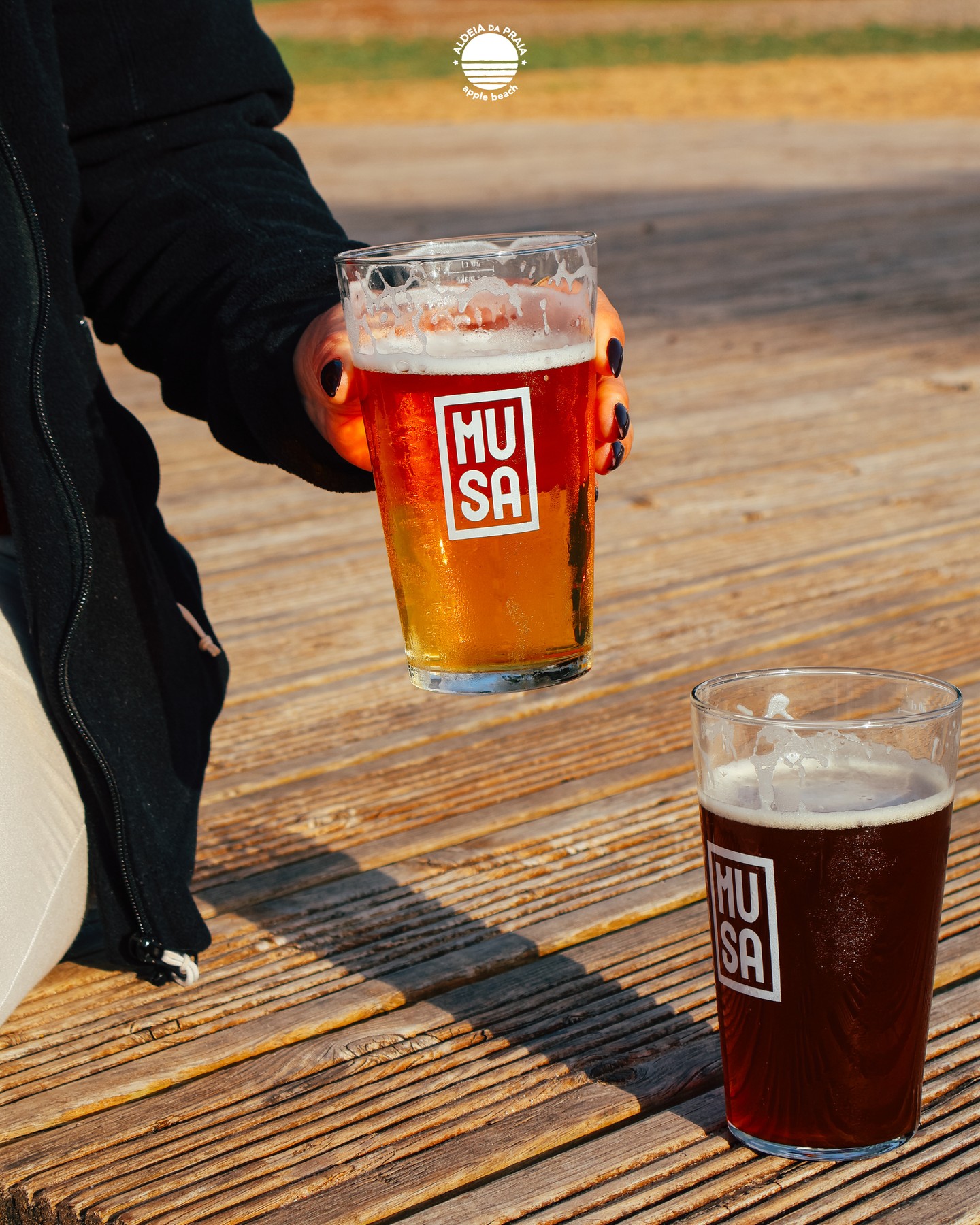 🇵🇹 Abril chegou e a única mentira aqui é dizeres que não precisas de uma @musaaldeiadapraia. O sol veio para ficar e nós também.
Where are you? 🍻
🇬🇧 April is here and the only lie is saying you don't need a beer. The sun is here to stay, and so are we.
Onde é que andas? 🍻
#AldeiaDaPraia #Sintra #ViverLaFora #AprilVibes #SintraVibes