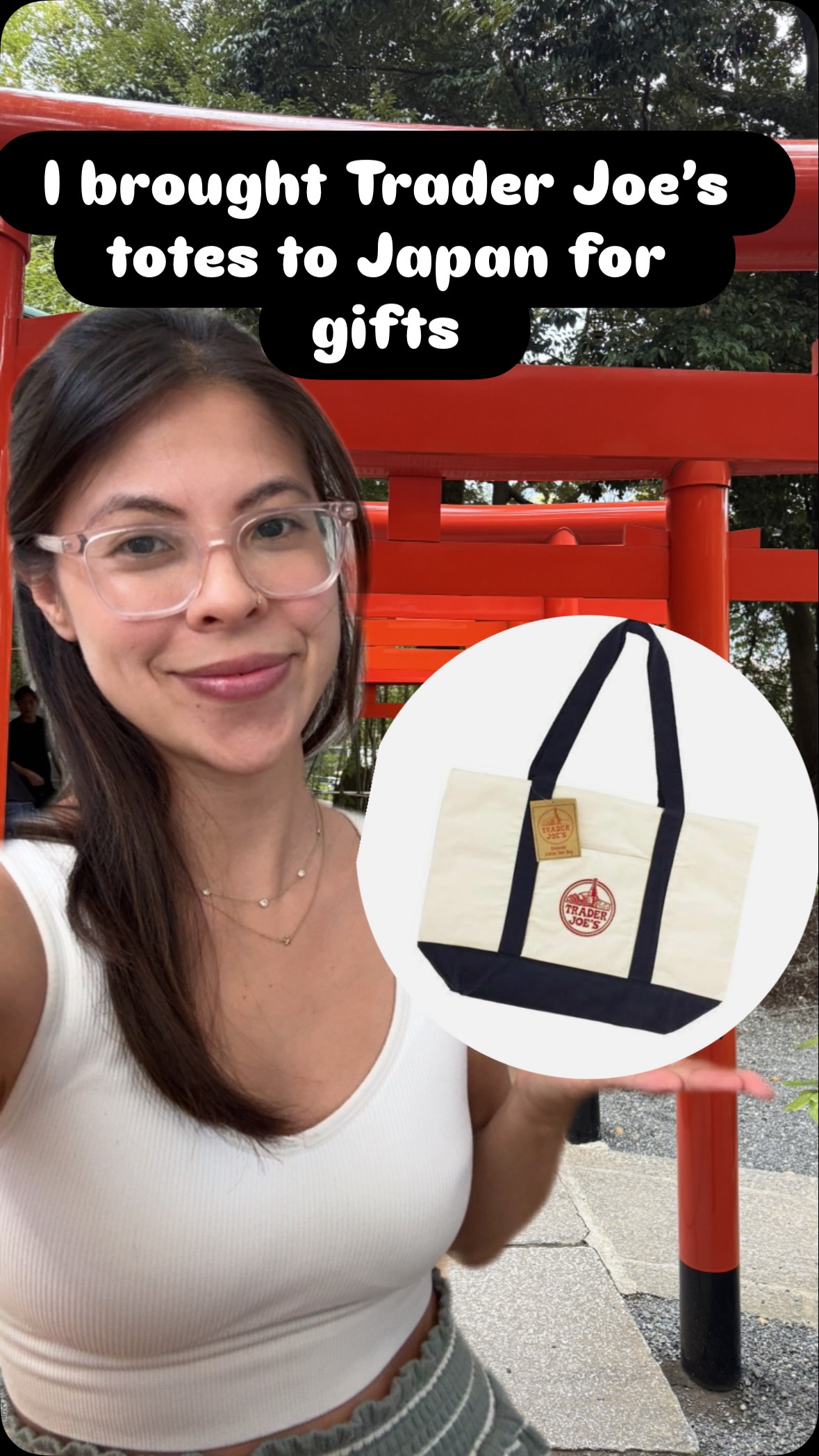 So my trip to Japan inspired me to create my own custom tote of my pup Finny.
#dog #japan #japanese #traderjoes #traderjoesfinds