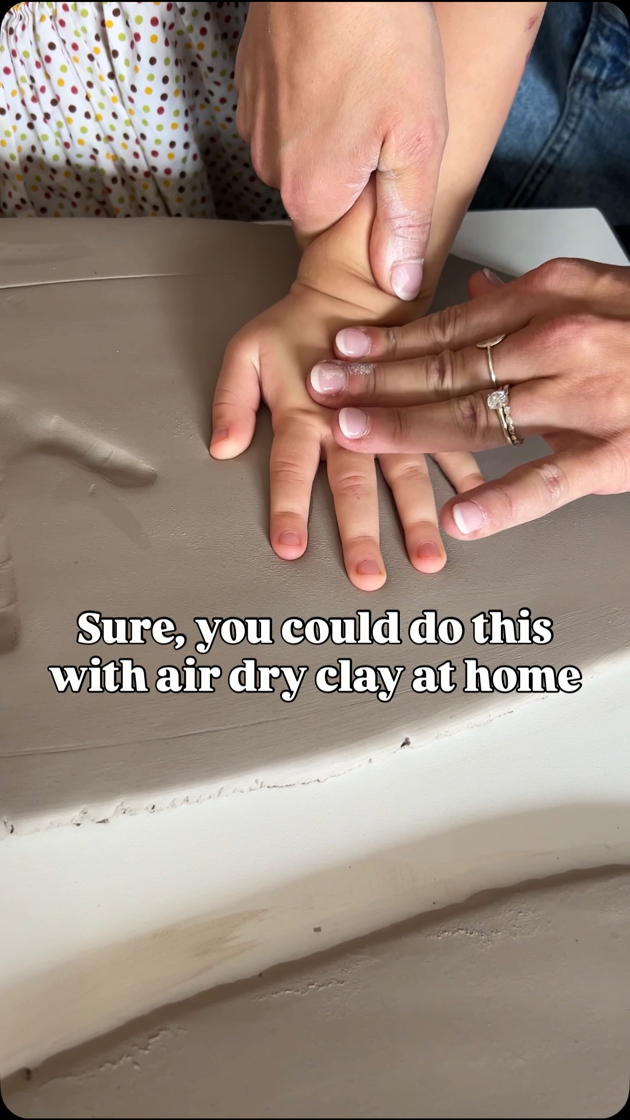 Book an in person appointment at the studio or a local pop up to get the best prints and experience with your baby! We can’t wait to meet you! 👣
Pricing and the link to the book is in the bio!