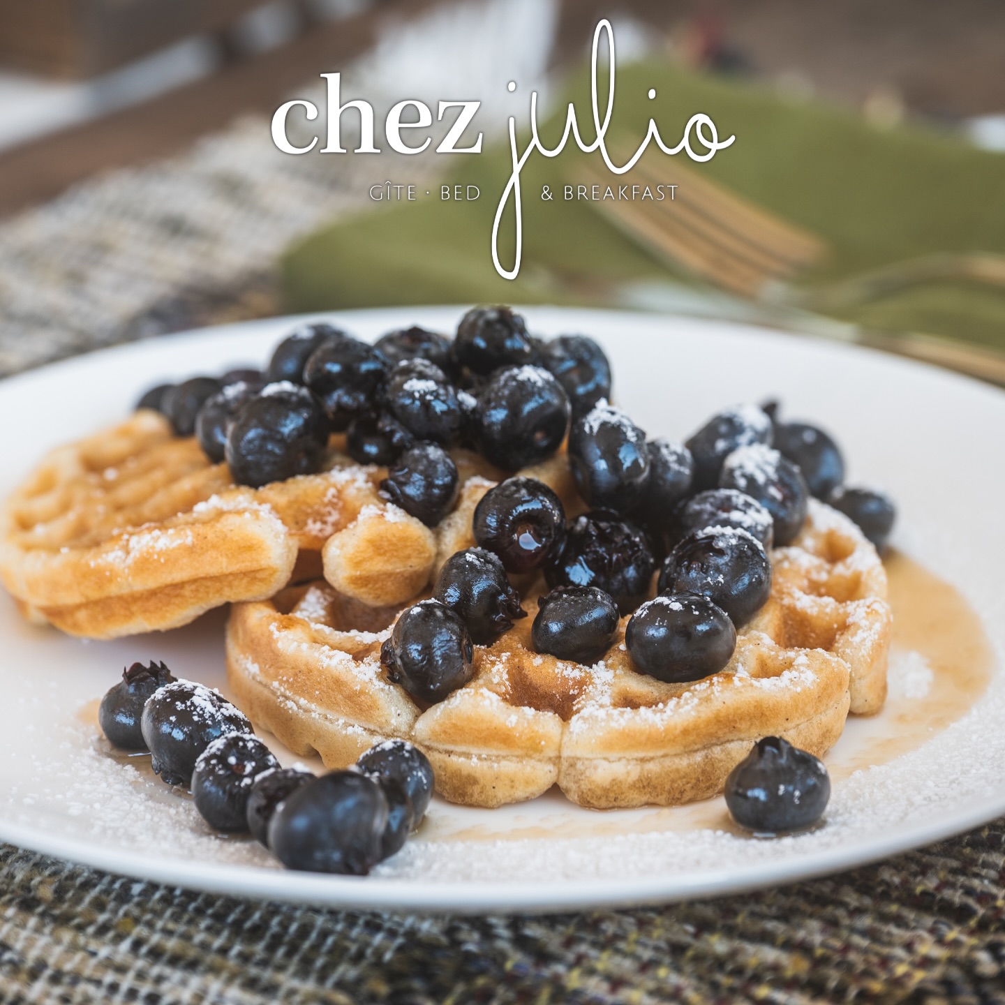 Un bon déjeuner fait maison pour commencer ta journée, chez moi, chez toi, chez julio, à Sainte-Flavie, porte de la Gaspésie.
Réserver ton séjour des maintenant.
.
.
.
.
#gaspesie #gaspesiejetaime❤️ #québec #sainteflavie #gite