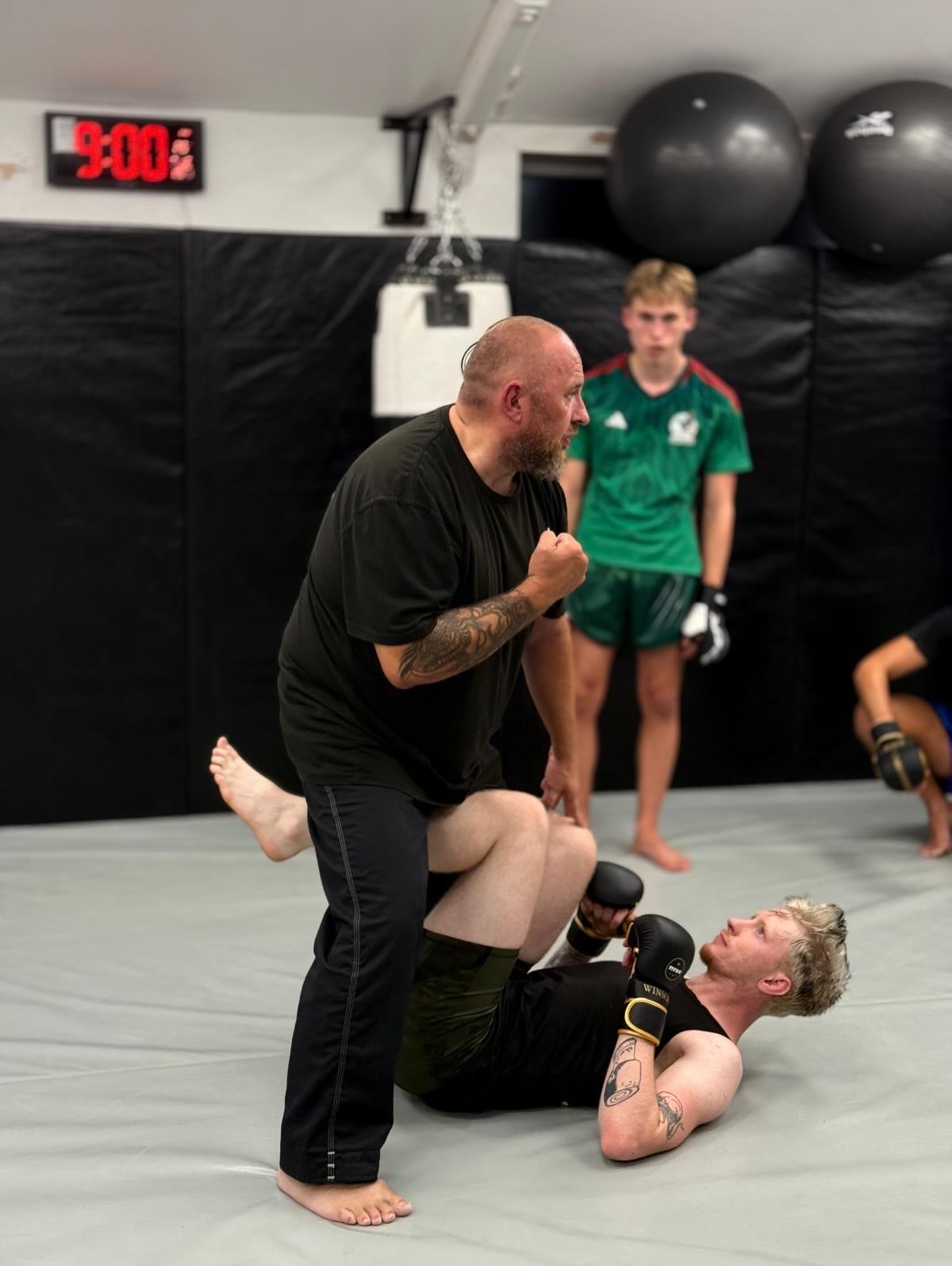Choosing the right MMA gym matters more than people realise.
For beginners especially, the environment you train in can make the difference between sticking with it for years or quitting after a few weeks.
A good gym isn’t just about tough training or impressive fighters. It’s about the culture, the coaching, and the way people are brought into the sport.
Here are a few things that make a good MMA gym:
1. Structured coaching
Classes should be organised and easy to follow. Beginners should be learning fundamentals step by step, not thrown into chaos.
2. A safe training environment
Hard training has its place, but safety and control always come first. Good gyms focus on learning, not ego.
3. Respect between training partners
Everyone started somewhere. Experienced members should help newer ones improve, not try to dominate them.
4. Clear progression
Whether you’re training Brazilian Jiu Jitsu, boxing, or kickboxing, you should feel yourself improving over time.
5. A strong community
The best gyms aren’t just places to train. They’re places where people support each other, push each other, and grow together.
The right environment makes all the difference.
If you’re thinking about starting, find a place where you feel welcomed, supported, and challenged in the right way.
#mma #mixedmartialarts #baldock #hertforshire #letchworth