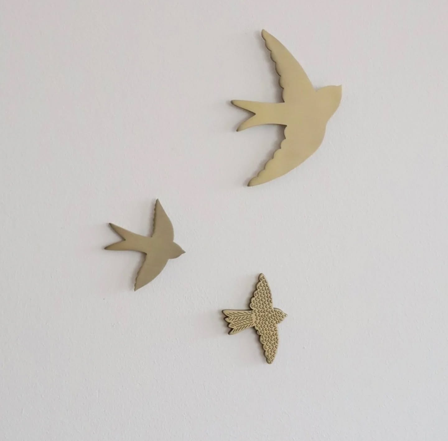 Nos nouveaux bijoux muraux ! Un duo d'oiseaux ainsi que l'oiseau Malia.
.
.
.
#poussiereredesrues #bijoumural #bijouxmuraux #lyon