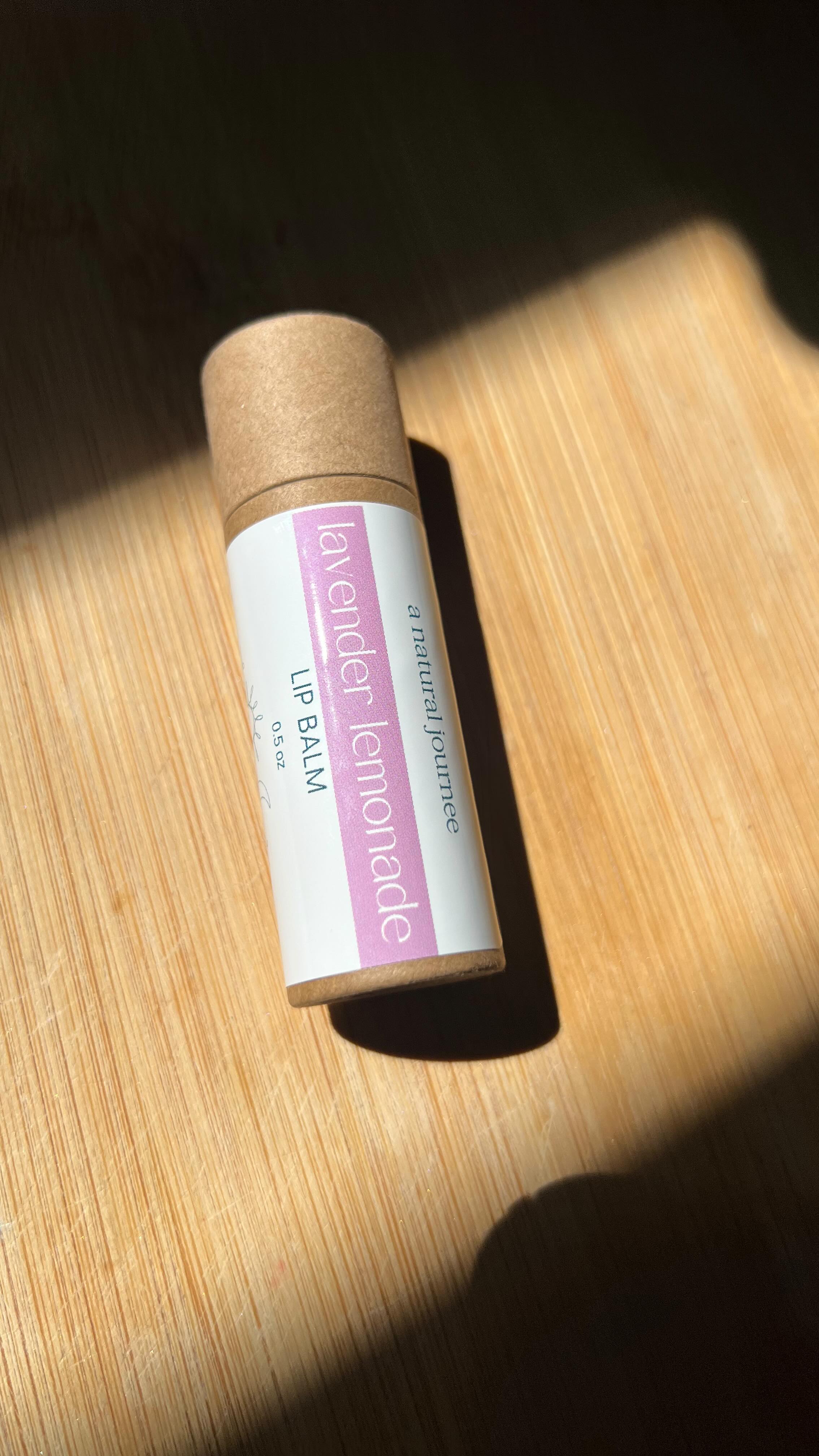 what’s your guess 👀 💜
#lipbalm #lipcare #naturalskincare #lipbalmaddict #selfcare