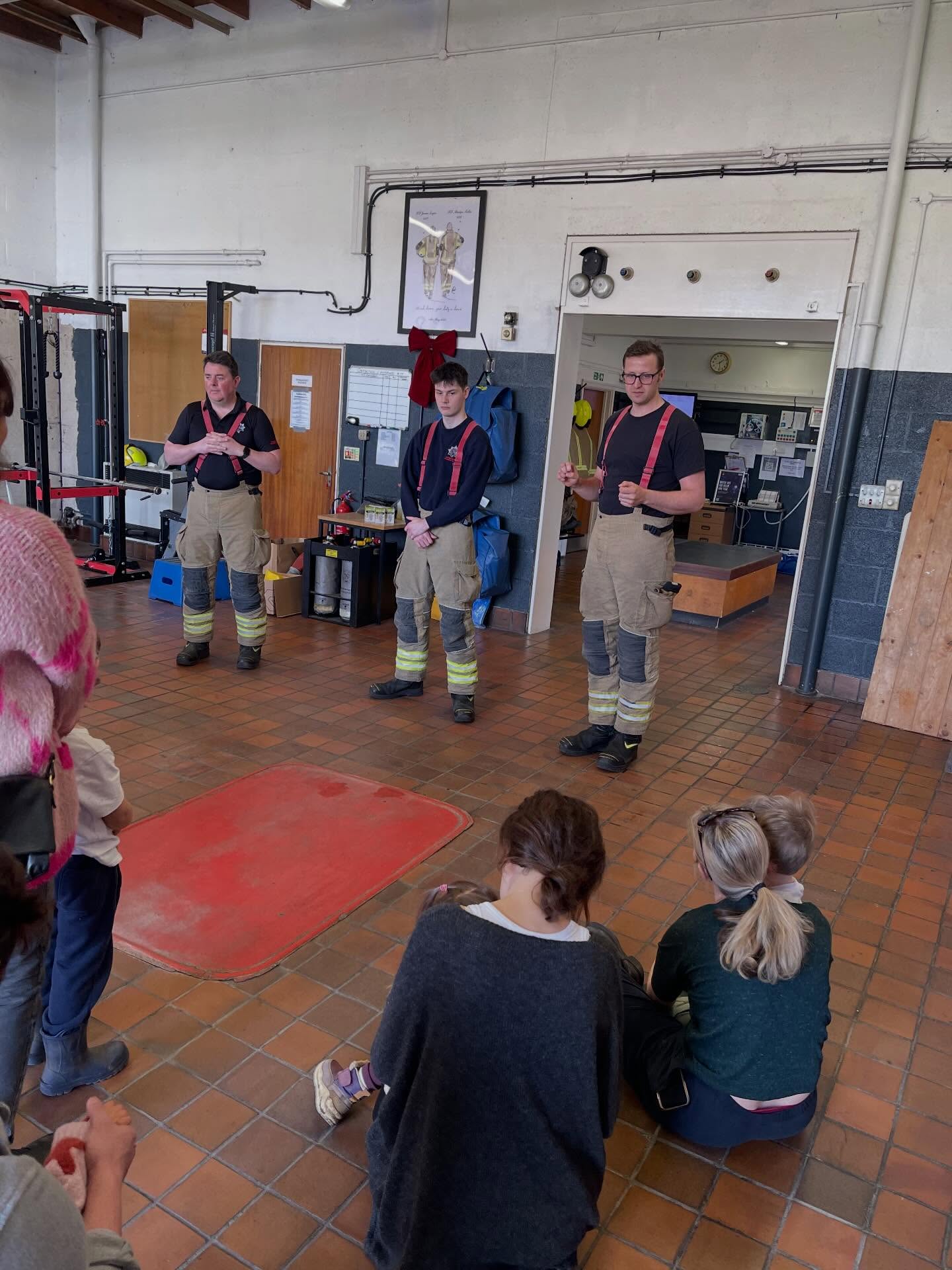 Huge thanks to Michael, Josh and Jacob for teaching the children, parents and teachers all about their important work. We had a most informative time, enjoyable too. The fire fighters are so good at making the visit relevant for our age group. Special thanks to Jacob Dawson for letting the teachers, wear his amazing gold and bronze rowing medals. Thank you to Michael for coordinating the visit and all three of you , Josh too, made us all feel so welcome. 🚒🧯
#firestation#firefighters#community#montessori
#henleyonthames