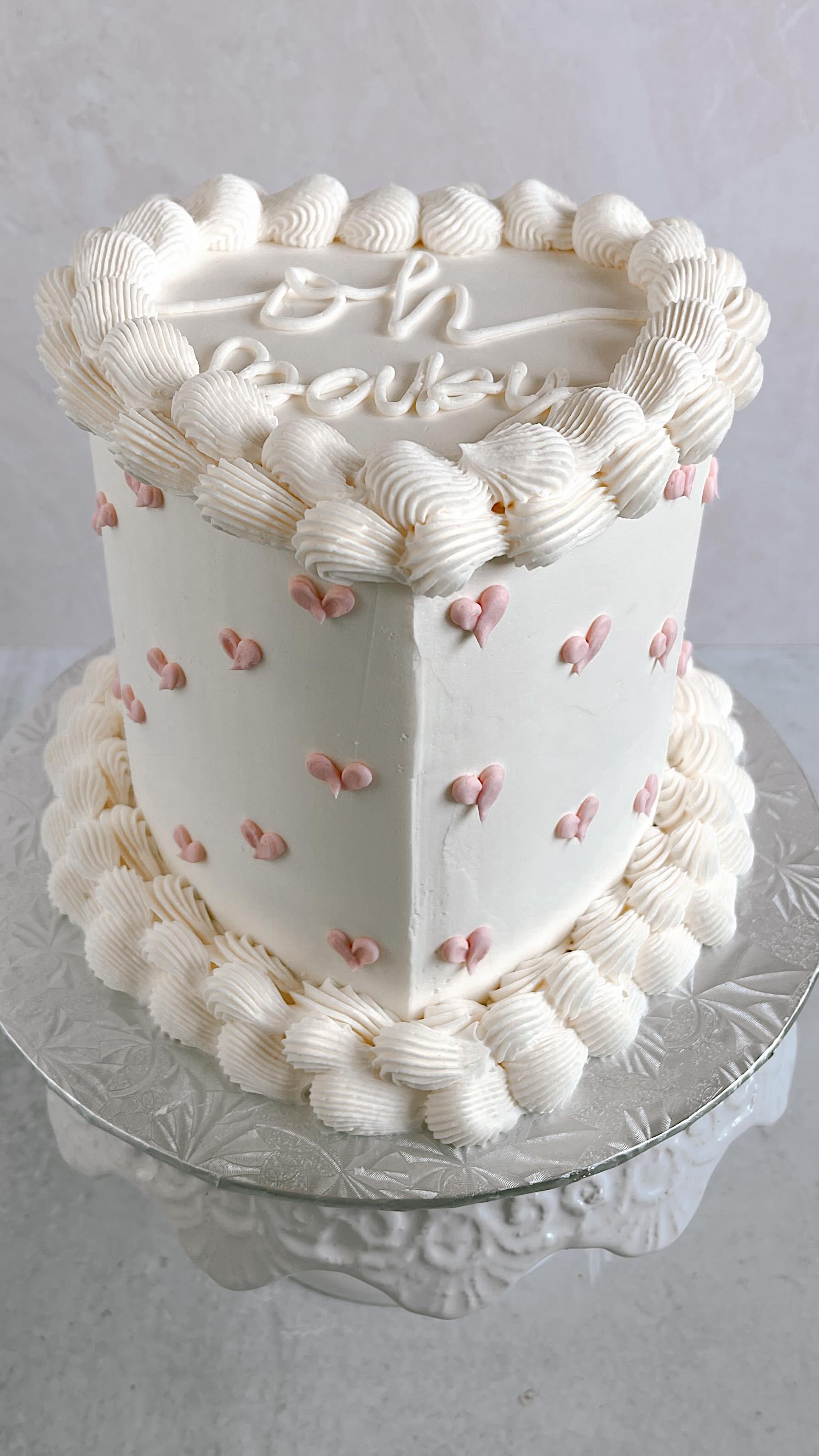 Soft, sweet, and made with so much love 💕
This heart-shaped baby shower cake was designed to celebrate the tiniest little love on the way. Delicate details, dreamy textures, and the softest palette come together to create something that feels just as special as the moment itself.
Because baby showers aren’t just parties… they’re the beginning of a whole new story 🤍
Every swirl, every detail, every bite—made to feel personal, meaningful, and unforgettable.
Planning a baby shower? Let’s create something beautiful for your table ✨
#BabyShowerCake #HeartCake #CustomCake #CakeDesign #thecakehouse