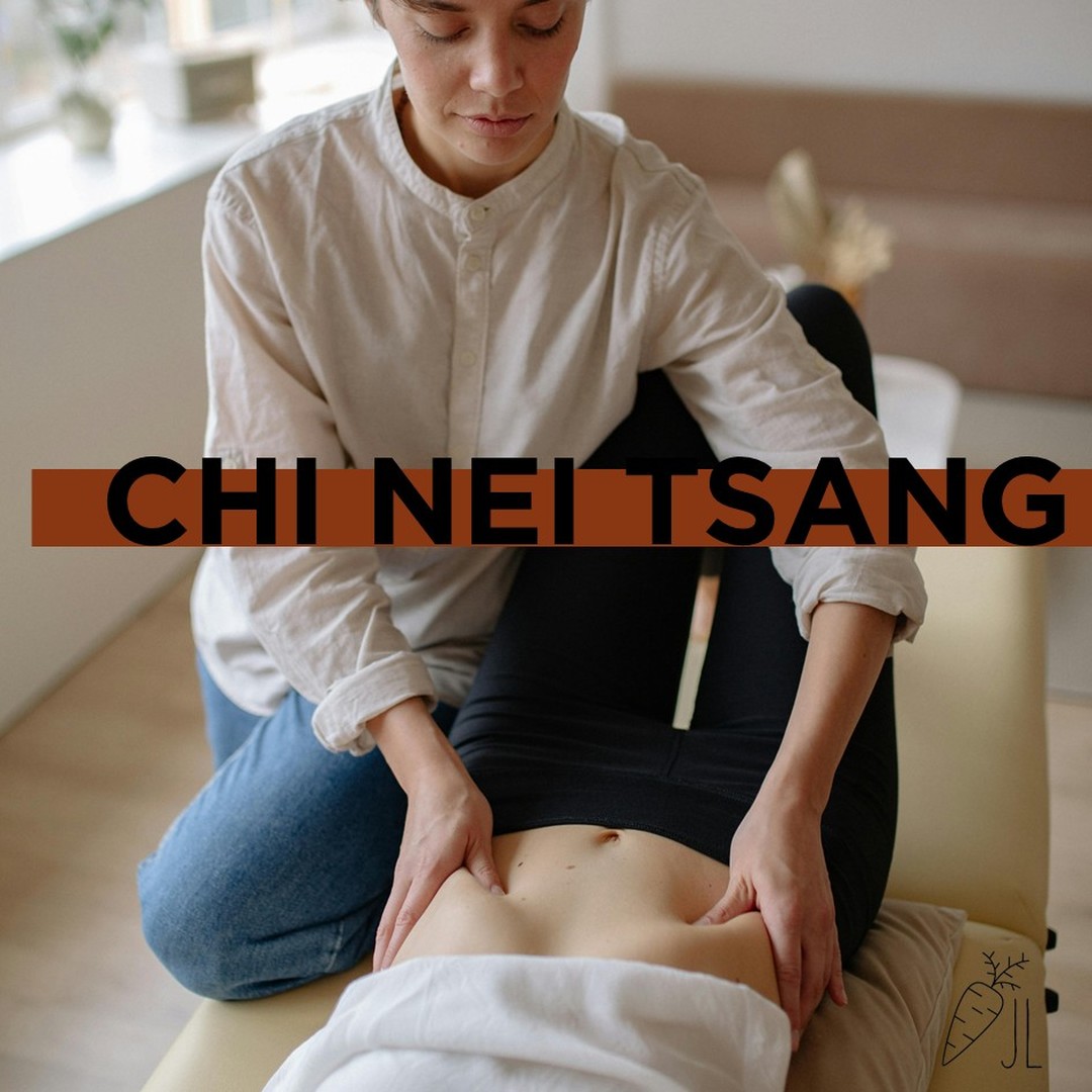 ✨ Prendre soin de son ventre, c’est prendre soin de soi. ✨
Saviez-vous que votre ventre est bien plus qu’un centre digestif ? C’est le siège de vos émotions, le cœur de votre immunité et la clé de votre énergie vitale.
Le Chi Nei Tsang, massage abdominal taoïste, offre une approche douce mais puissante pour :
🌿 Libérer les tensions physiques et émotionnelles
🌸 Stimuler votre système immunitaire
🔄 Harmoniser votre énergie vitale
🧘♀️ Retrouver un équilibre profond entre le corps et l’esprit
💛 Comment ça se passe ?
Durant une séance, le travail se fait en profondeur mais en douceur sur votre abdomen pour détendre les organes, améliorer leur mobilité et libérer les blocages. Grâce à des gestes ciblés et à une votre respiration, chaque soin est personnalisé pour répondre à vos besoins.
👉 Envie de découvrir les bienfaits du Chi Nei Tsang ?
Prenez rendez-vous et offrez à votre ventre un moment de bien-être et de reconnexion.
🌸 Votre santé commence ici, au centre de vous-même. 🌸
#ChiNeiTsang #MassageAbdominal #MassageDuVentre #Massage #BienÊtre #Naturopathie