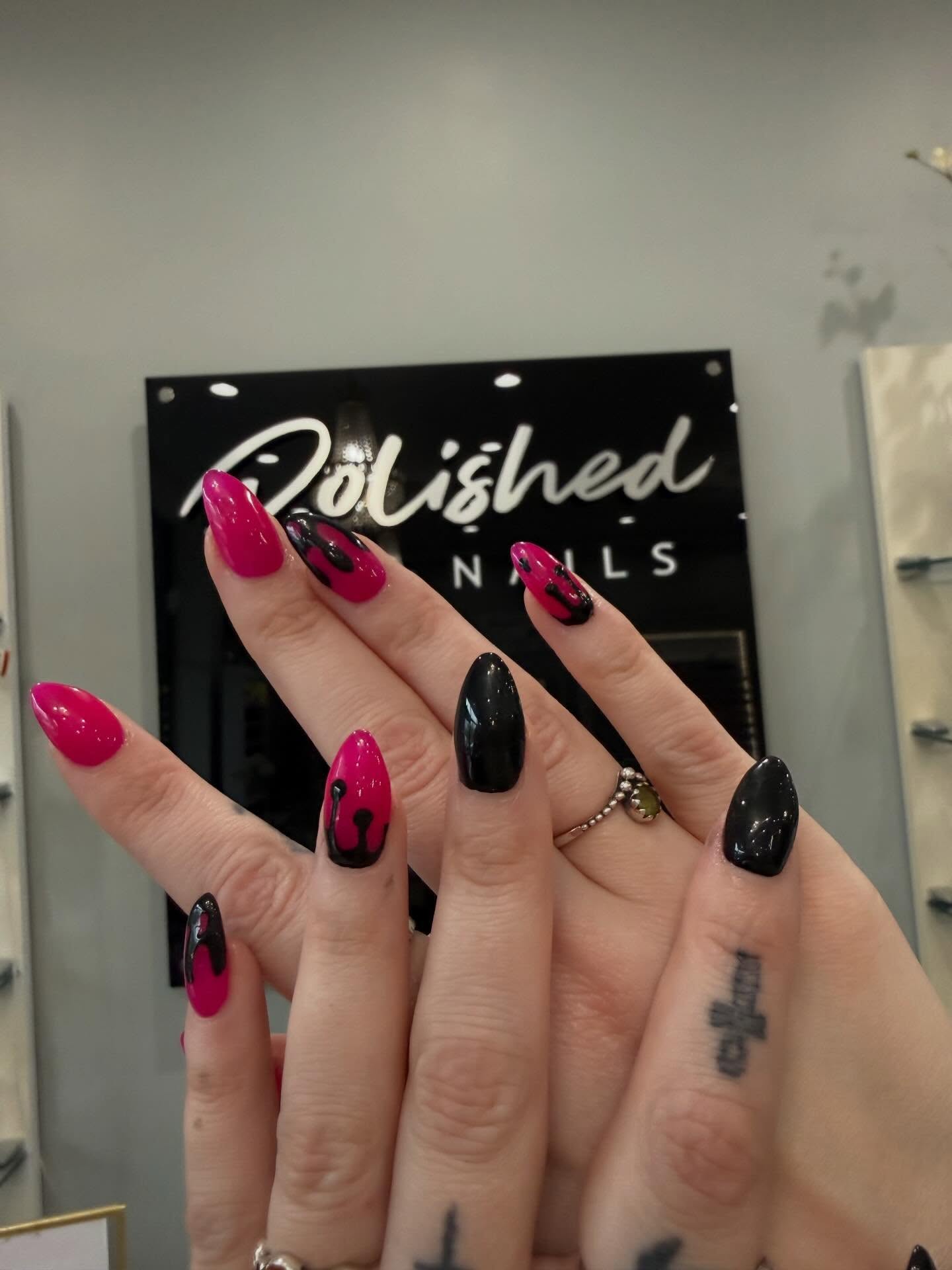 ๐๐ค๐ #nailsnailsnails #polishedspanails #coolnails