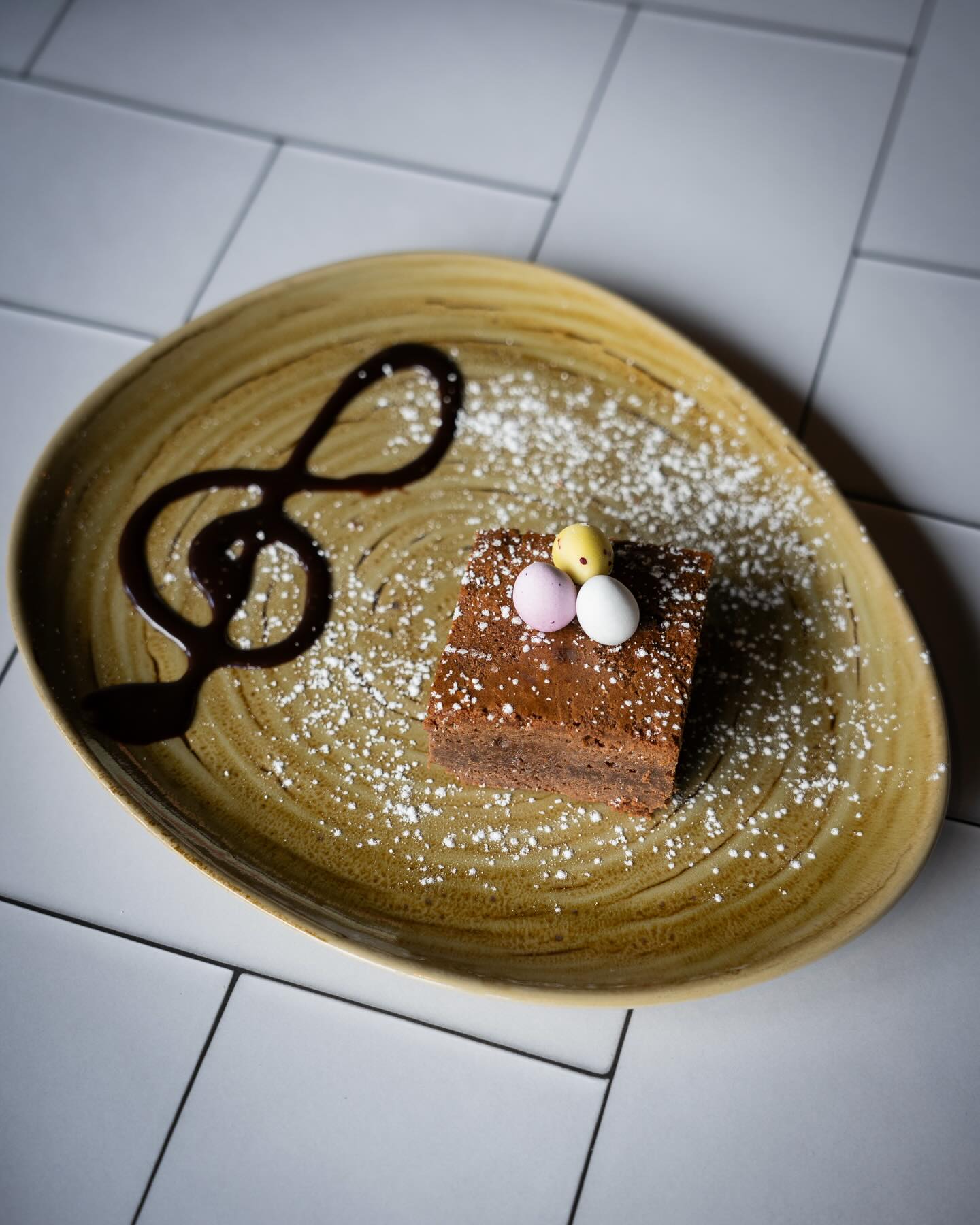 Happy Easter from all of us at Capones 🐣 Wishing all our wonderful customers a lovely holiday filled with joy, good food, and special moments with family and friends. Just a reminder that we are open from 13:00 tomorrow, Monday Bank Holiday.
#caponesgalway #restaurantgalway #happyeaster