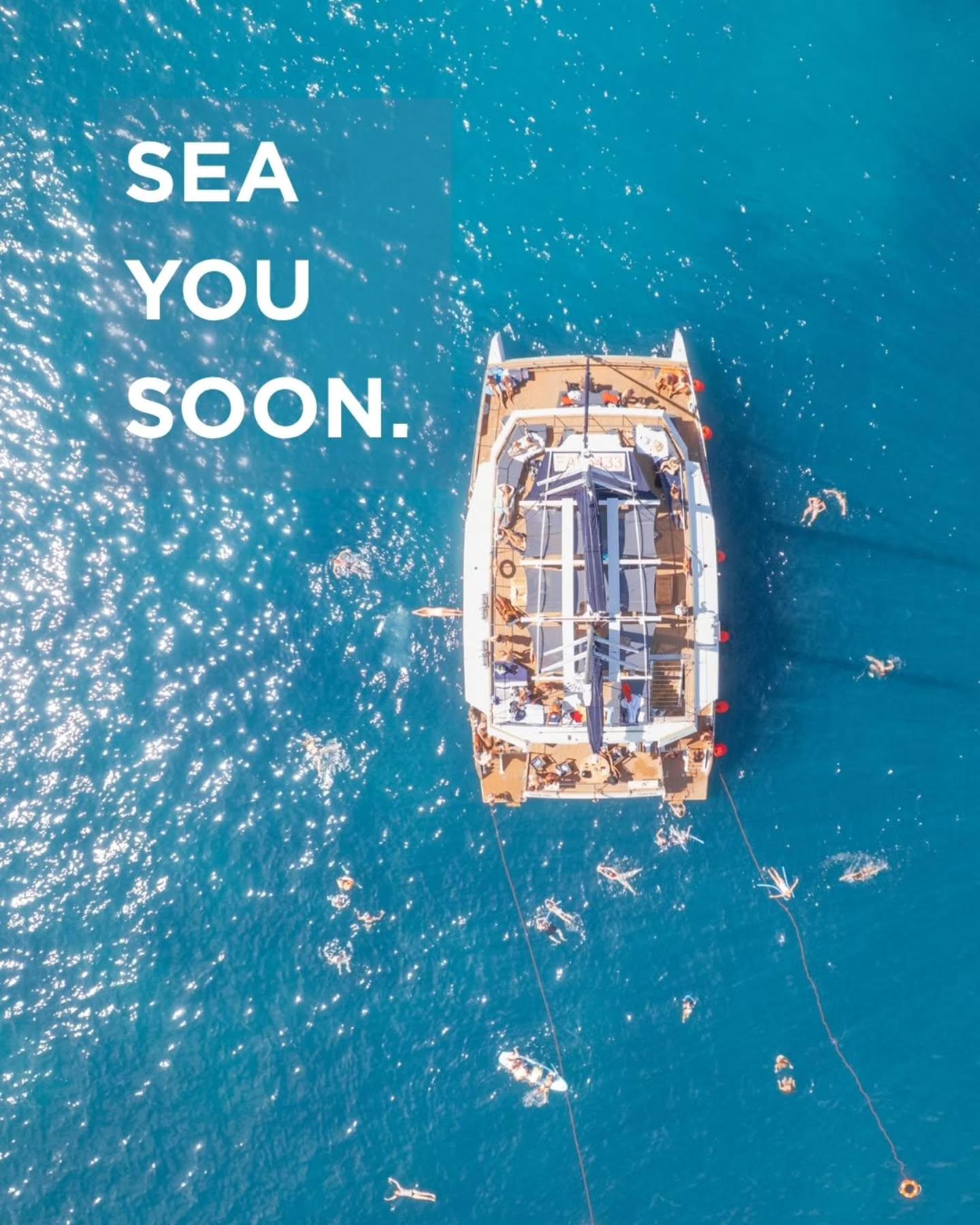 𝐒𝐞𝐚 𝐲𝐨𝐮 𝐬𝐨𝐨𝐧 ⛵
Fermez les yeux… Vous y êtes presque 😉.
Ce bleu à perte de vue, le soleil sur la peau, l’air marin…
et cette sensation unique d’être en mer.
𝑂𝑛 𝑣𝑜𝑢𝑠 𝑎𝑡𝑡𝑒𝑛𝑑 𝑎̀ 𝑏𝑜𝑟𝑑 𝑑𝑒̀𝑠 𝑙𝑒 30 𝑎𝑣𝑟𝑖𝑙 !
⚓𝐃𝐞́𝐩𝐚𝐫𝐭𝐬 : Marseille, Hyères, Saint-Raphaël, Marina Baie des Anges, Nice
👉 𝐏𝐫𝐞𝐧𝐞𝐳 𝐯𝐨𝐬 𝐛𝐢𝐥𝐥𝐞𝐭𝐬 : www.amccapegrace.com
#amccapegrace #maxicatamaran #croisière #allinclusive #sortieenmer