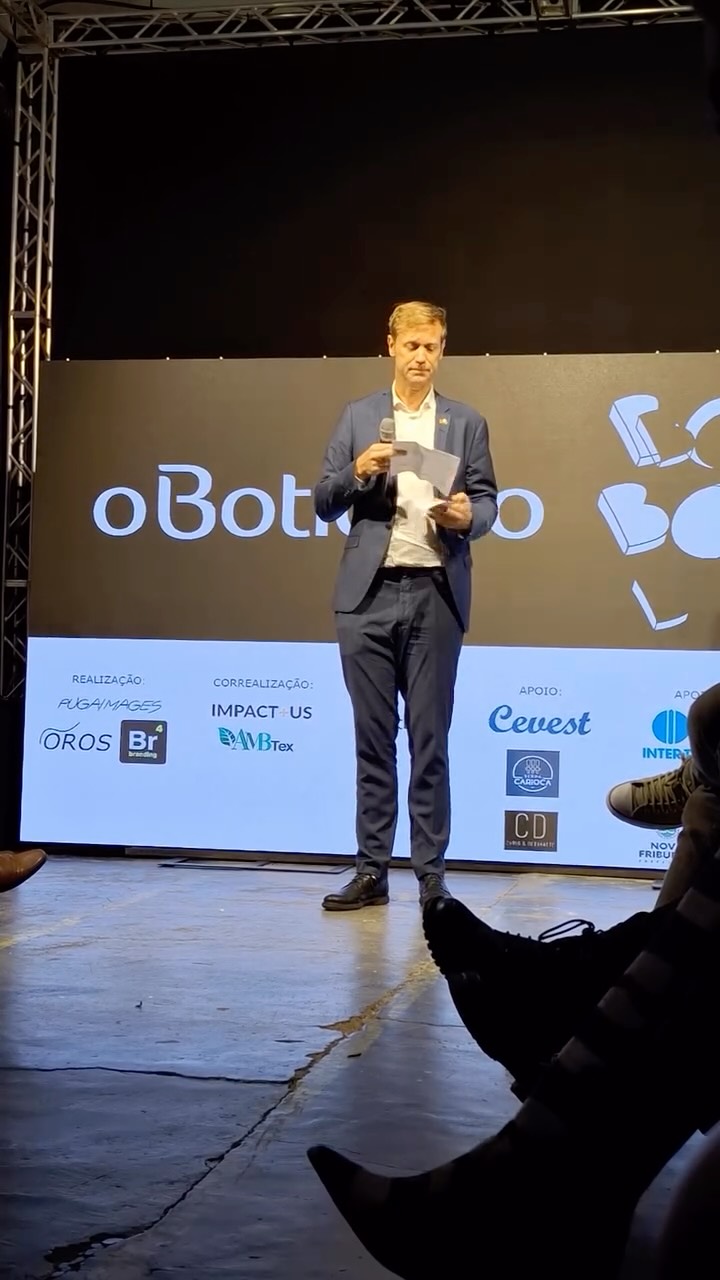 Hoje temos um #tbt pra lá de importante. @janfreigang além de belo deu um belo discurso sobre a importância de projetos que impactam o social!!!
Obrigado pelo apoio @alemanhanobrasil estamos trabalhando duro para a segunda edição :)
GO BOOM GOOOO
#novafriburgo #alemanha #porojetosocialboom