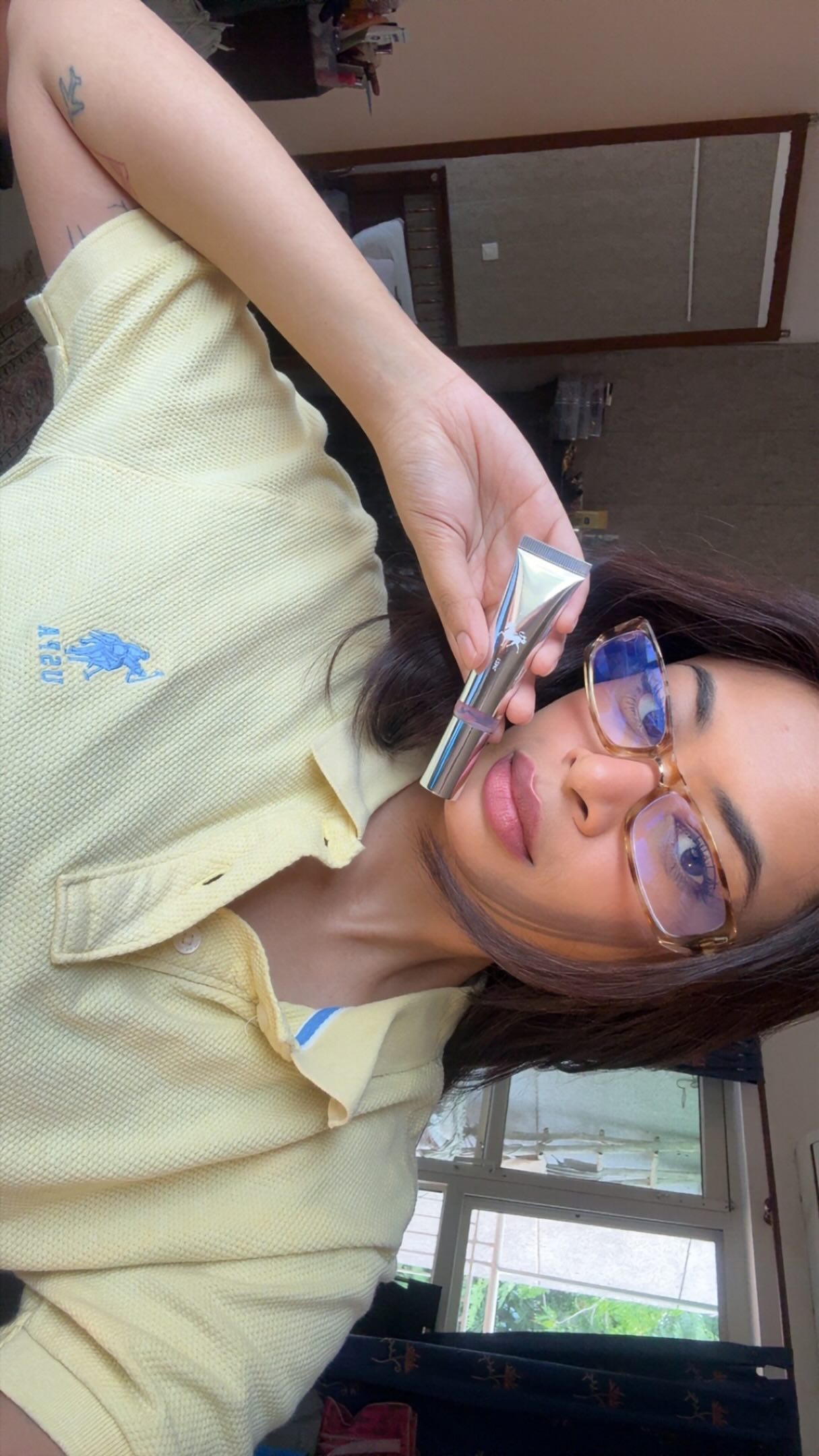 Perfect for an everyday no makeup, makeup look! @seedandskinindia 🩵 #SeskiSana
ALSO, The Seski Summer Edit ☀️ is coming on the 15th-16th April with upto 50% off site wide!!!
This is the Lip Trot in Strawbelle 🍓 (The horse girl in me is dying at the names 😭)
#fypreelsシ゚ #makeup #beauty #lipproducts