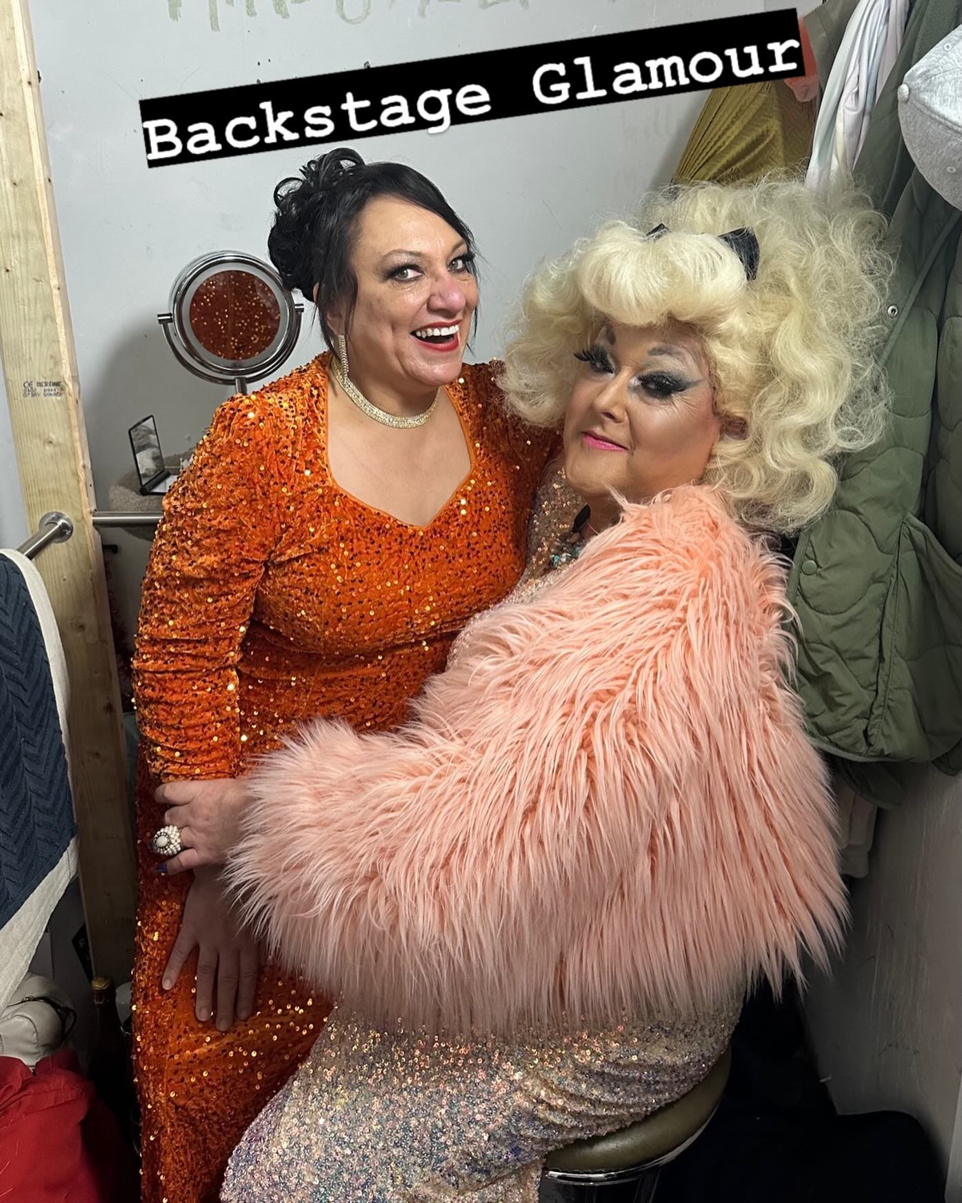 CHAMONIX ♥️ the Elephant & Castle Monday Clubbers. My sister from a different Mister Miss Diane Horan Hill was the most gracious host and she works a mean spotlight too! Xxx