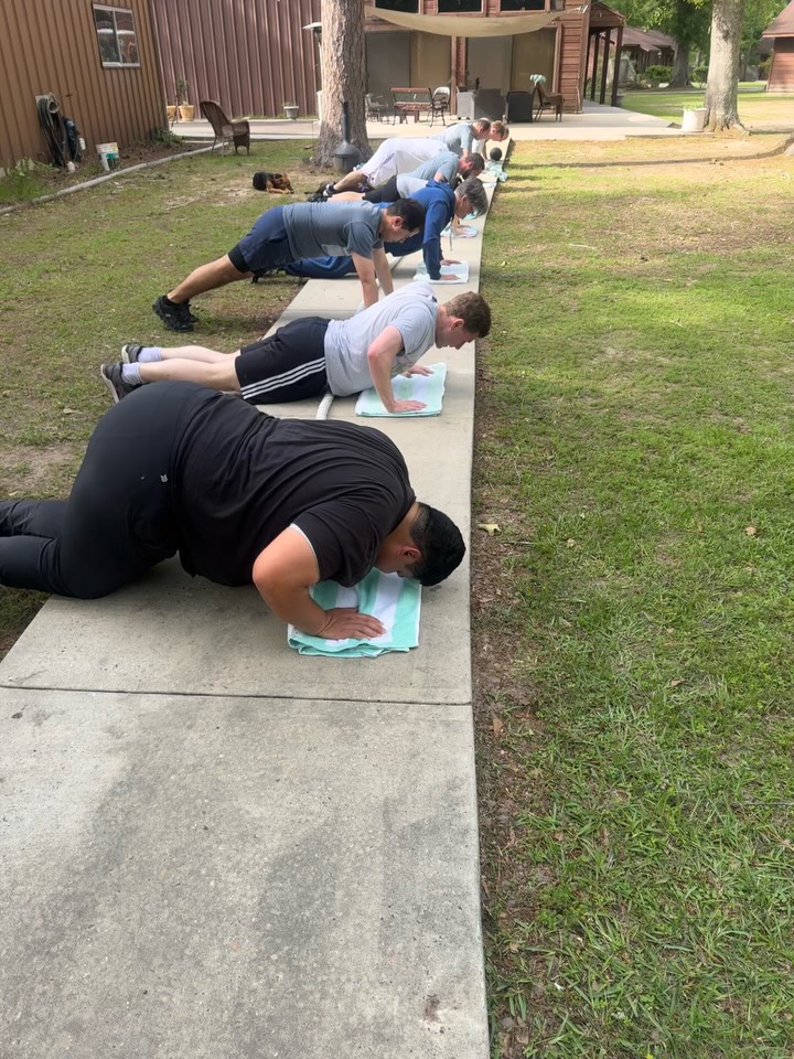 Tuesday 4pm Shalom Wellness Group Training โ๏ธ๐ช