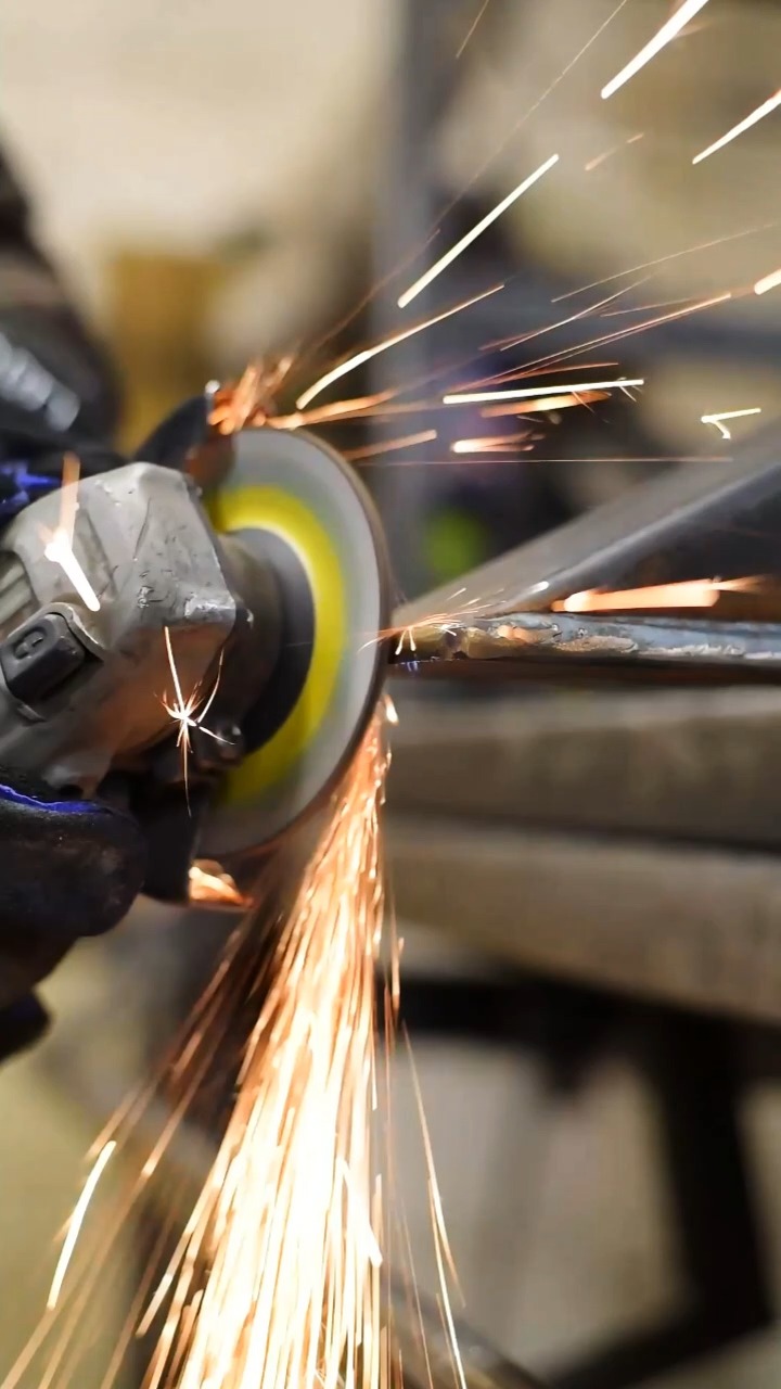 Just watching the sparks fly and bounce around is mesmerising to watch ✨
.
.
.
.
#anglegrinder #sparksflying #rccfurniture #slowmotion #WorkshopTools