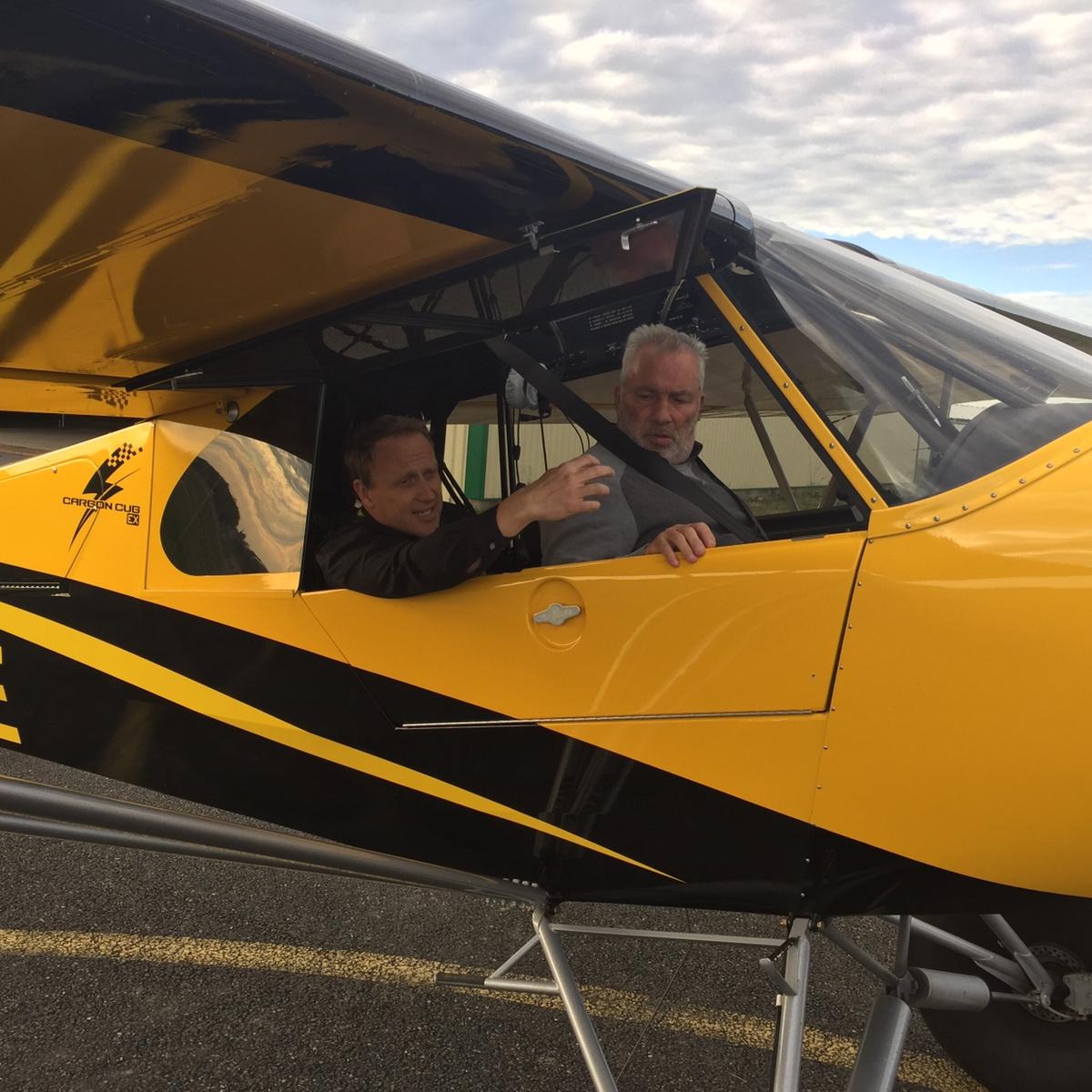 le Carbon Cub, vous connaissez ? comme un Piper Cub mais moderne et avec 180 cv