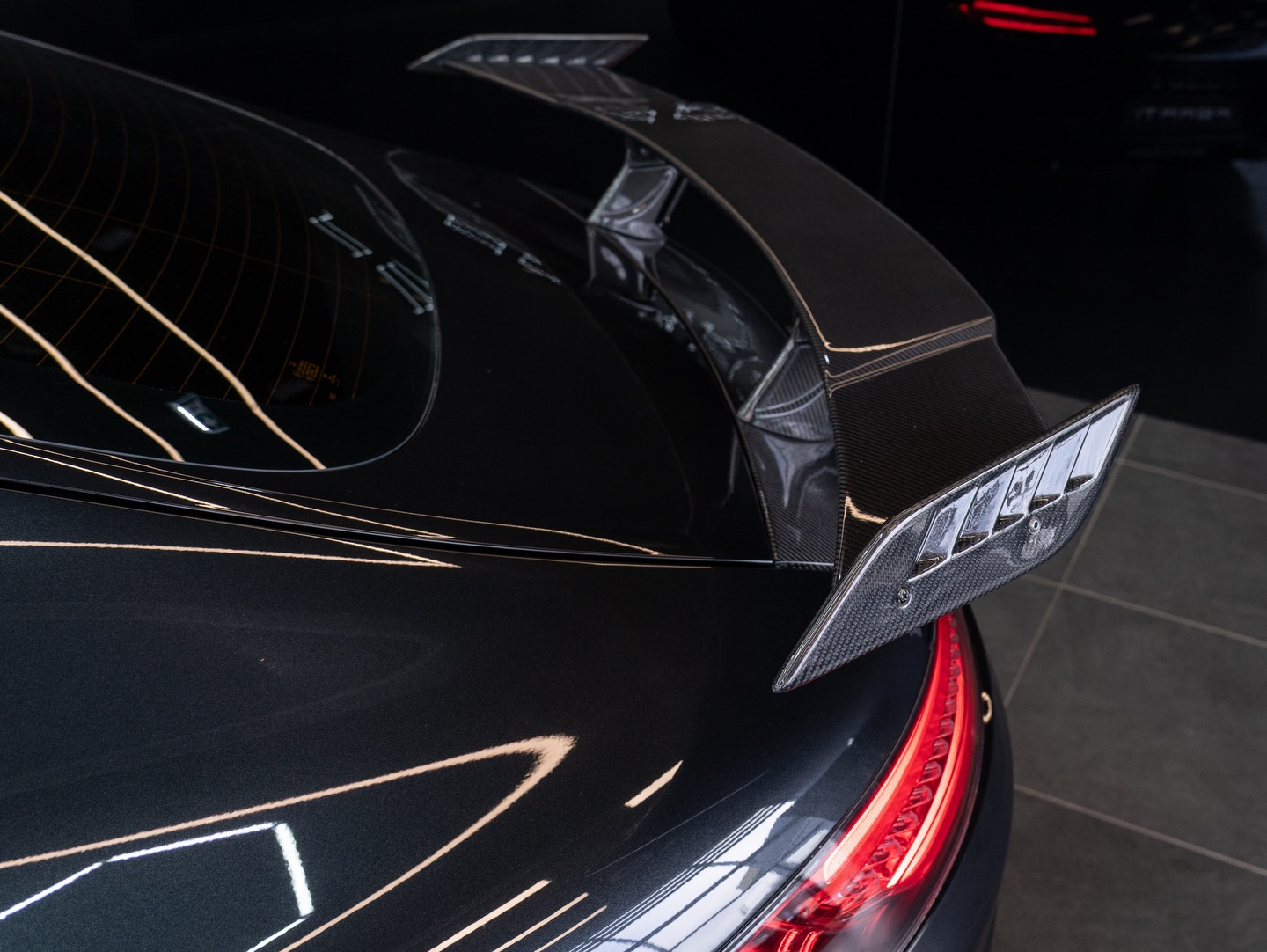 Mercedes-AMG GT 🖤
・4.0 ⏐ 543 kW
・2016 ⏐ 117 000km
・Uued billet hübriidturbod
・MTC Motorsport katalüsaatorid
Võta ühendust ja broneeri proovisõit:
Markus Kuuskmäe / +37254500456 / markus@ferati.ee
______
Mercedes-AMG GT 🖤
・4.0 ⏐ 543 kW
・2016 ⏐ 117 000km
・ New billet hybrid turbos
・ MTC Motorsport catalysts
Get in touch and book your test drive:
Markus Kuuskmäe / +37254500456 / markus@ferati.ee