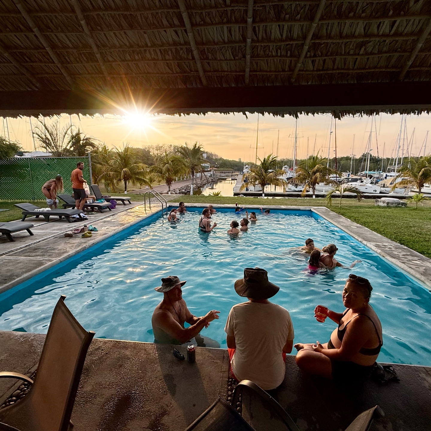 Captain’s Log: 🇲🇽 ¡MEXICO! 🇲🇽
THE RETURN! 1,506 days. 30 countries. 168 stops. ~43,000 miles… and a cast of characters big enough for end credits and a sequel.
ALMOST FINISHED. About 900 miles to La Cruz and I complete the circumnavigation. Spectacular… and slightly terrifying—but not today. Today I’m just enjoying being back in a place I love. Every time I come here, it feels like Mexico throws open the doors, hands me a plate, and says, “Yeah… you live here now.”
Also where I launched this whole ridiculous, glorious lap around the planet.
Last four days? ~600 miles of ocean with commitment issues.
Night one leaving Costa Rica—Papagayo showed up angry. Wind up, seas tight and confused, and I was getting tossed around like a sock in a dryer set to “revenge.” Loud, chaotic, everything alive—the kind of sail where you pretend you’re not absolutely loving it. Haven’t had one of those in a while… yeah, I was grinning.
Then it just… stopped.
Next few days: flat, calm, almost fake. Like someone ironed the ocean. Like a billionaire bought it and had it detailed. The kind of calm that makes you suspicious, because you know it has a temper.
So yeah—bar fight to spa day. No transition. No explanation.
Cleared in: port captain, immigration, army with a drug dog, customs—the full parade. Not fast, not efficient… but uniforms dialed.
Now in Chiapas, waiting on Tehuantepec. Poolside with a new crew of salty storytellers swapping sea yarns like pirate open mic night.
And finally… tacos have entered the chat.
Days Sober: 2,290