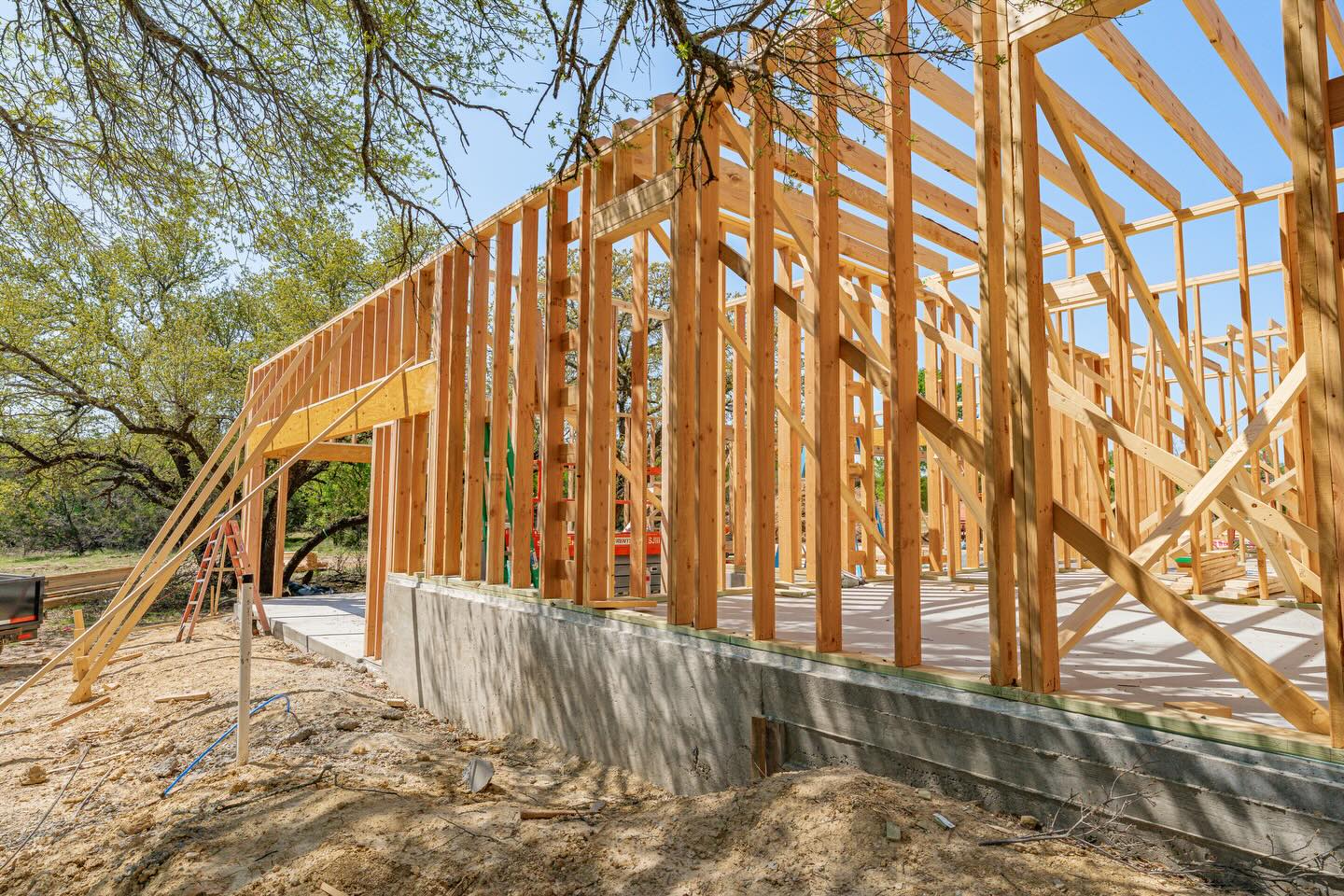 This project presented a step down in the concrete. It’s fun for us that every home and every site are unique and demand specific solutions for specific features.