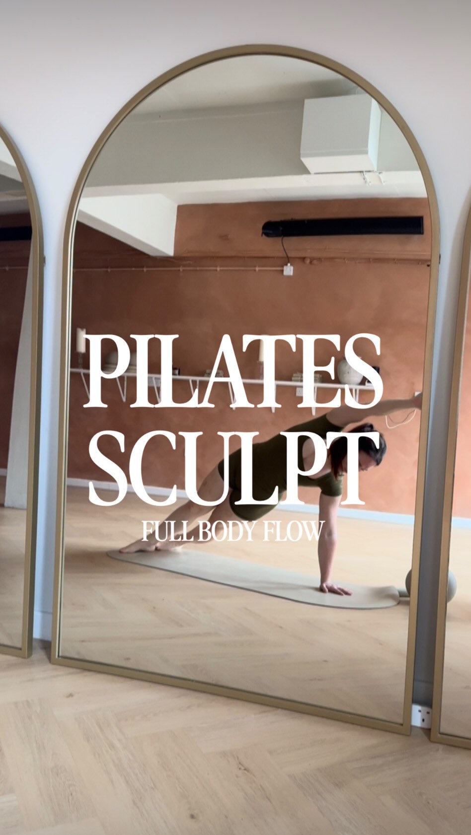 This weeks 4 point flow ❤️🔥
x2 speed
Studio - @reformerpilatesplymouth
Set - @boandtee
#pilates #matpilates #pilatesflow #hotmat #sculpt