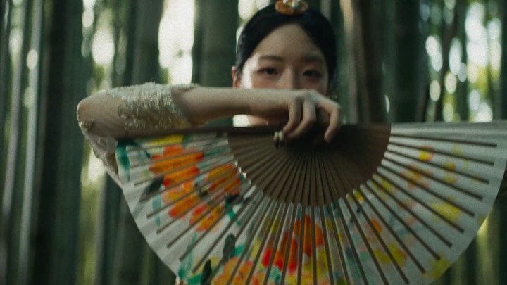Few frames we brought back from South Korea
Client: @nuii_icecream_global
Director: @antoinejans
DOP: @benmikha
Photographer: @flofatton
Creative and Production Studio: @toaststudios
Food shots: @foodfilm_loves_food
Executive Producer: @sandgilles
Producer: @Keystonefilmsprod
Line Producer: @siepscl
Production Assistant: @sm__zrr
Main talent: @karenharle
Dancer: Hyerim Song
Steadicam Operator: Dongjoo Kim
1st Assistant Camera: Eric Chae eric__chae
2nd Assistant Camera: Myeongseob Kim
Drone: Sangbeum Cho
Gaffer: Deokyong Lee @hahahohoaja
Location Manager: Deukki Lee
Food Stylist: Eddy Marie @by.eddymarie
Stylist: Soyung Rhim
Hair & Make-up Artist: Bora kim
Casting: @square_model_management
Editor: @antoinejans
Colorist: @company_3
Product Retouching: Jean-Baptiste Andrez @djibi
Music Composer and Sound Design: @michaelbogamusic