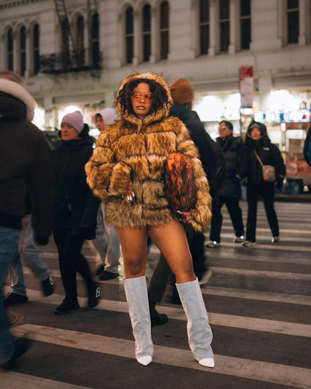 you can play if you want to in 2025, just not with me. #happynewyear 💋
📸: @itsmariamaaa @uptowncreativeco