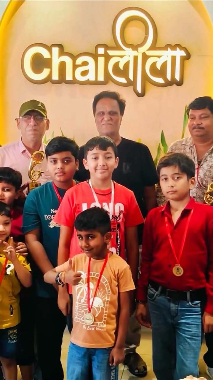 Checkmate vibes at Chaileela! ☕♟️
Jahan chai ki garmahat aur dimaag ki strategy milti hai… wahi banti hai real game! 💯
From intense moves to chill sips, har player ne yahan apni best game kheli 🧠⚡
Winners sirf board par nahi… yahan har participant ek vibe leke gaya ❤️
Next match ke liye ready ho? 👀
📍 Rishi Nagar, Ujjain
(Chaileela, chess tournament ujjain, cafe events, ujjain, chess lovers, strategic games, ujjain events, youth engagement, cafe activities, mind games, chai and chess)
#chaileela #chesstournament #chesslovers #ujjain #apniwalijagah