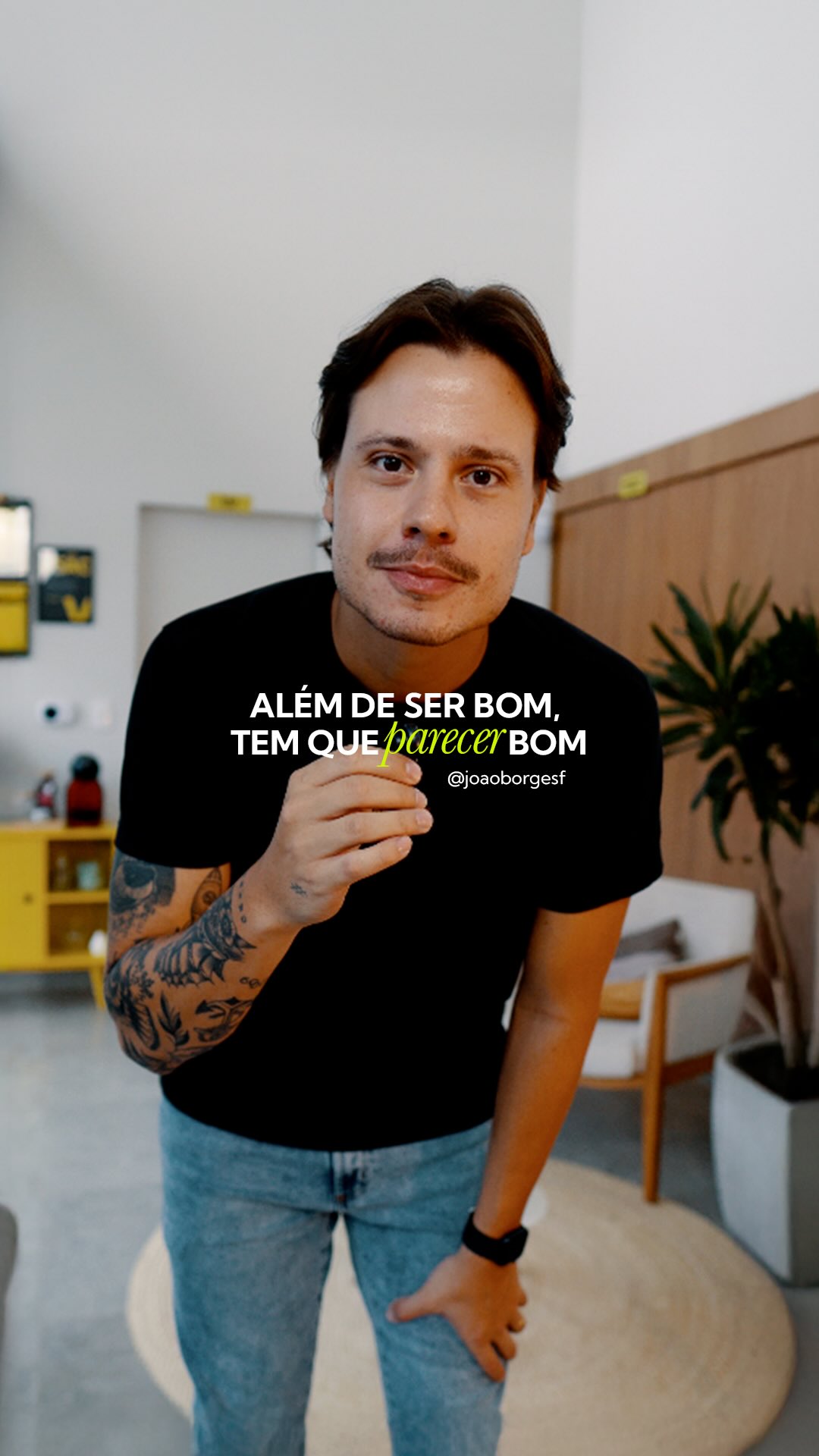 Esse vídeo é pra você que sente que sua empresa é boa… mas não consegue mostrar isso.
E a verdade é simples: hoje, não basta ser bom. Tem que parecer bom, todos os dias.