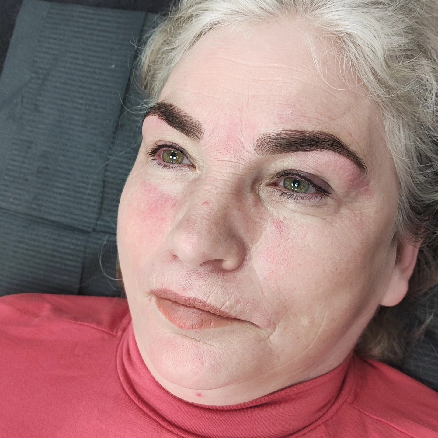 Wenkbrauwen waxen, verven en wimpers verven 🔥 Kosten: 35 euro.
Ook een afspraak maken? Dit kan makkelijk via de online agenda:
https://prettybyroos.boekingapp.nl
Of een mailtje naar prettybyroos@gmail.com of appen naar 0630103131.
📍Wolvega, Schoolstraat 19a
#browmaster #permanentemakeup #permanentmakeup #makeup #eyebrows #hairstroke #hairstrokes #microblading #nanobrows #powderbrows #eyeliner #lips #pigment #pigmentation #tattooshop #tattoo #tattoos #oudehaske #friesland #thenetherlands #joure #sneek #heerenveen #leeuwarden #wolvega #wakeupwithmakeup