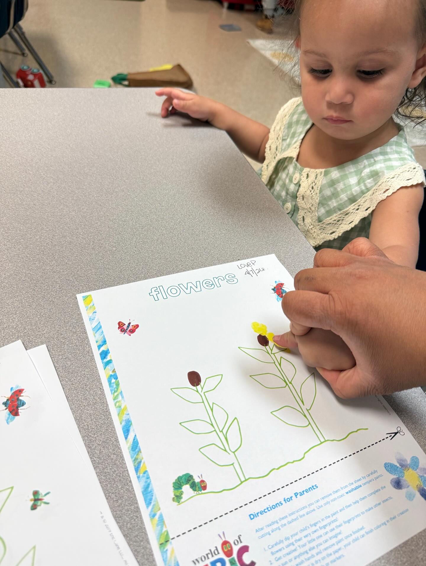 It’s Spring time here at Wonderbees Learning Academy!! That means fingerpainting beautiful art and learning about spring! #earlyliteracymatters #nowenrolling #childcare #preschool #infantcare #sensoryactivity #playbasedlearning