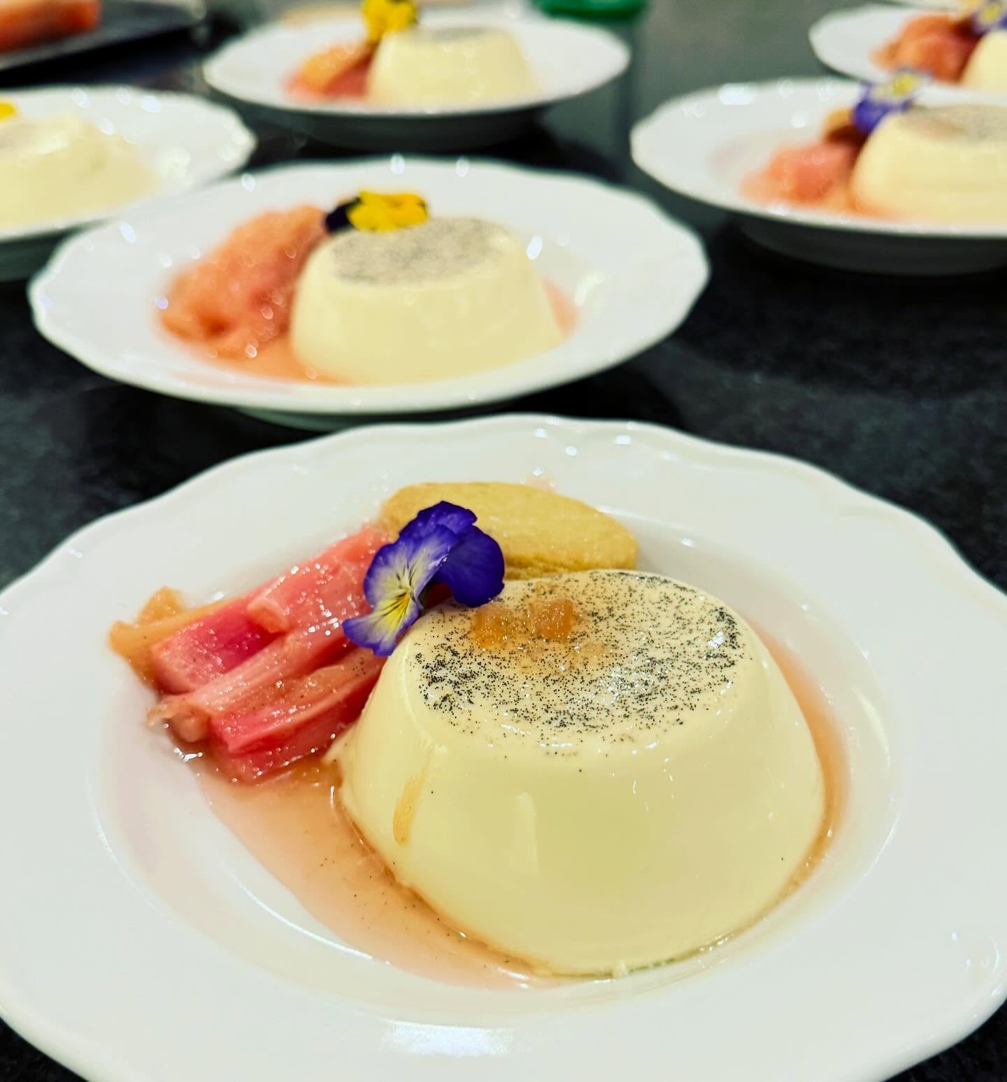 New seasons poached rhubarb from Bob’s garden with @somersetciderbrandy limited edition elderflower liqueur and lemon zest 🍋 and vanilla. #privayedining #hillhouse #shapwick