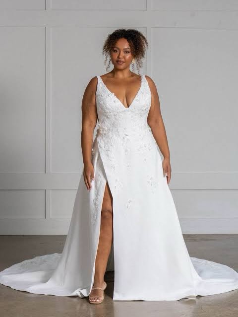 Are you swaying towards a fuller skirt?
SWIPE to see our favourite fuller skirt gowns this week✨
A-line is perfect if you…
• want a defined waist without anything clinging to your hips
• love a soft, romantic silhouette
• want to feel comfortable all day
• don’t want to feel restricted or “held in”
• are torn between fitted and full (it’s the perfect middle ground)
✨ A-line just gets it ✨
Are you ready to find your wedding dress?
Let’s get you booked in:
https://www.teamobridalworkington.co.uk/book-online
#fullskirt #aline #whimiscal #alineweddingdress #dreamweddingdress