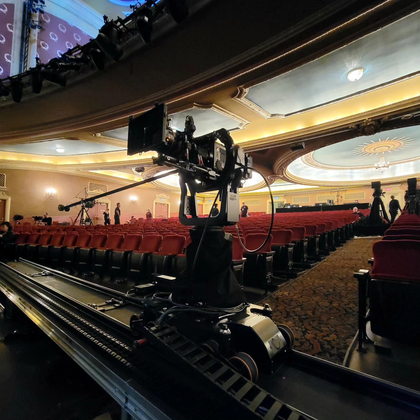 Ellen DeGeneres' final comedy special, For Your Approval, is coming to Netflix on September 24th!
#ellendegeneres #standup #comedy #netflix, #minneapolis #arri #rossvideo