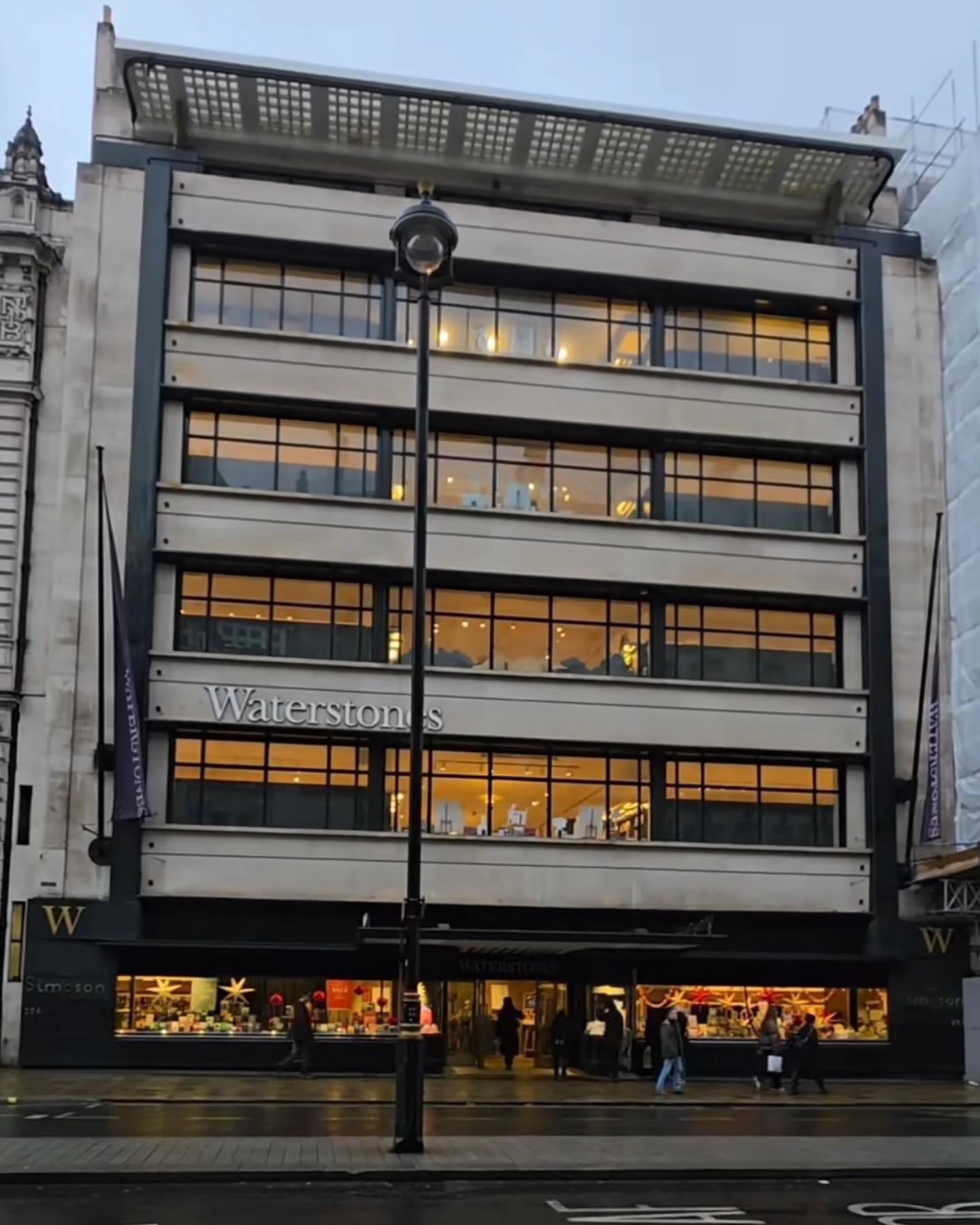 Have you been to the biggest bookstore in Europe (Waterstones in Piccadilly)?