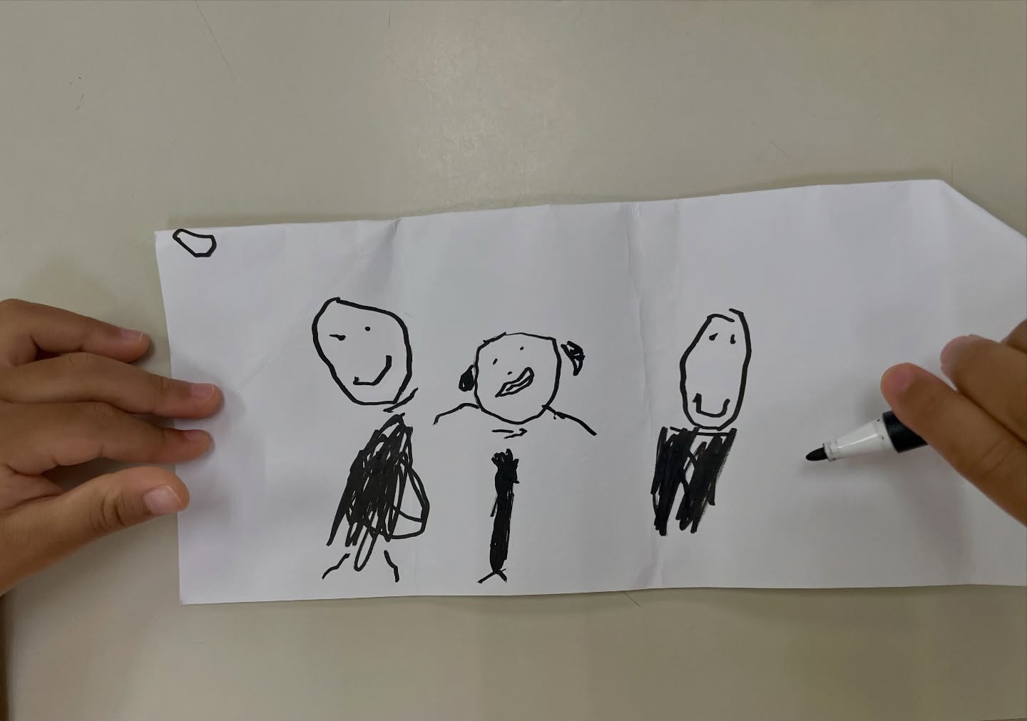 “When you feel sad, you can blow your candles and the sprinkles will fly out.”
Hearing this at the start of the session really stayed with me—you could tell the preschoolers were holding onto it, making it their own.
As we continued our social-emotional learning through art, we explored who and what helps when feelings get big, and what brings them joy. The children shared about their weekends—places they went, time spent with their parents, little moments that mattered to them.
It was a quiet reminder that for them, it’s often the simplest things. Being with someone who shows up when emotions feel big, and who’s there to celebrate even the smallest moments too that matters.
#socialemotionaldevelopment #preschoolart #arttherapyforkids