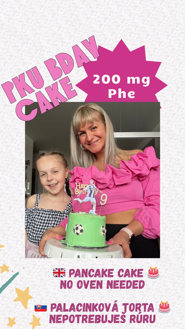 🍰🎂Už štvrtý rok robíme tú istú narodeninovú tortu - len vždy s iným dekorom 🎂
A najlepšie na nej je? Nepotrebuješ ani rúru.
Táto torta je z PKU amerických palaciniek a jemného vegán mascarpone krému vyšľahaneho s vegan smotanou. Je jednoduchá, efektná a ideálna aj na poslednú chvíľu.
⸻
Ingrediencie – palacinky (4 ks) -280g
• 110 g Loprofin nízkobielkovinovej múky
• 140 ml ProZero mlieka
• 2 PL kryštálového cukru
• ½ ČL kypriaceho prášku
• ½ ČL sódy bikarbóny
• 20 ml slnečnicového oleja
• 1 ČL vanilkovej esencie
• 10 ml jablčného octu
• 1 prepeličie vajce
⸻
🥣 Krém (na plnenie aj potiahnutie torty)
• 250 g vegánske mascarpone (používam @rajo_slovensko
• 125 ml vegánska šľahačková smotana
• pár kvapiek vanilkovej esencie
➡️ Z krému vyjde cca 500 g a používa sa na vrstvenie aj potiahnutie celej torty.
⸻
📊 Nutričné hodnoty (cca):
• Celá torta: ~800 g | 200 mg Phe
• Na 100 g: 25 mg Phe
⸻
Chceš presný postup a tipy, aby sa ti krém nezrazil a torta držala tvar?
Napíš do komentára BDAY a pošlem ti priamy link na blog 💌
⸻
🎂🍰For the fourth year in a row, we’re making the same birthday cake - just with a different decoration 🎂
And the best part? You don’t even need an oven.
This cake is made from PKU-friendly American pancakes and a smooth vegan mascarpone cream. It’s simple, effective, and perfect even for last-minute celebrations.
⸻
Ingredients – pancakes (4 pcs) 280g
• 110 g Loprofin low-protein flour
• 140 ml ProZero milk
• 2 tbsp granulated sugar
• ½ tsp baking powder
• ½ tsp baking soda
• 20 ml sunflower oil
• 1 tsp vanilla extract
• 10 ml apple cider vinegar
• 1 quail egg
⸻
🥣 Cream (for filling and frosting the cake)
• 250 g vegan mascarpone
• 125 ml vegan whipping cream
• a few drops of vanilla extract
➡️ This makes approx. 500 g of cream, used for both layering and covering the cake.
⸻
📊 Nutritional values (approx.):
• Whole cake: ~800 g | 200 mg Phe
• Per 100 g: 25 mg Phe
⸻
Want the exact steps + tips to get the perfect texture and structure?
Comment BDAY and I’ll send you t