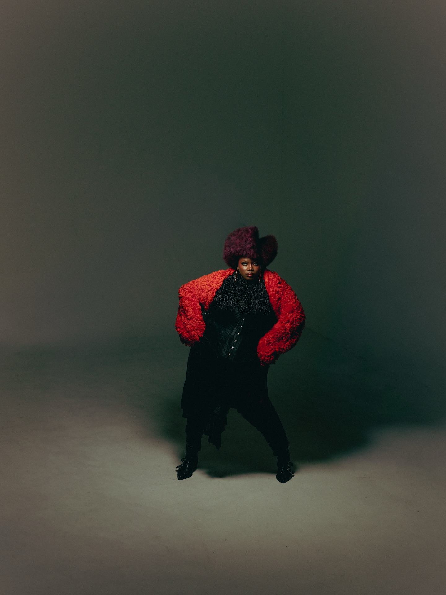 We hear it all the time…
“Wait… this is in Jacksonville?!”
Gives California!
Feels like LA!
But baby… you’re in DUVAL ✨
Welcome to the space where your vision doesn’t have limits.
16-foot ceilings.
A full CYC wall.
Room to create something that actually feels bigger.
These shots? Captured after dark by @catelynrichardphotography 🌙
And THIS is what happens when you tap into the full potential of the space!
As you can see…
Everything hits different at night.
Moody.
Dramatic.
Elevated.
And YES! You can book the studio after hours 👀
Comment “AFTER DARK” below and we’ll send you everything you need to lock in your session 🌙✨
#nightphotoshoot
#luxuryaesthetic
#visualcreators
#createeveryday
#studioforrent